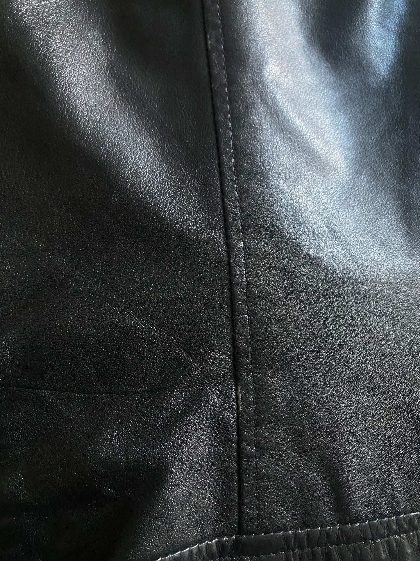 🧥 Geacă Vintage din Piele Neagră Cafe Racer – Mărimea M Femei – Made in India