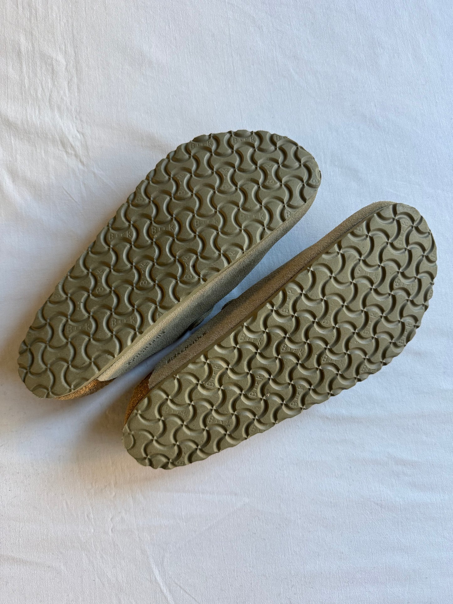 🇩🇪 Mules Birkenstock Boston din piele intoarsa bej – marimea 44