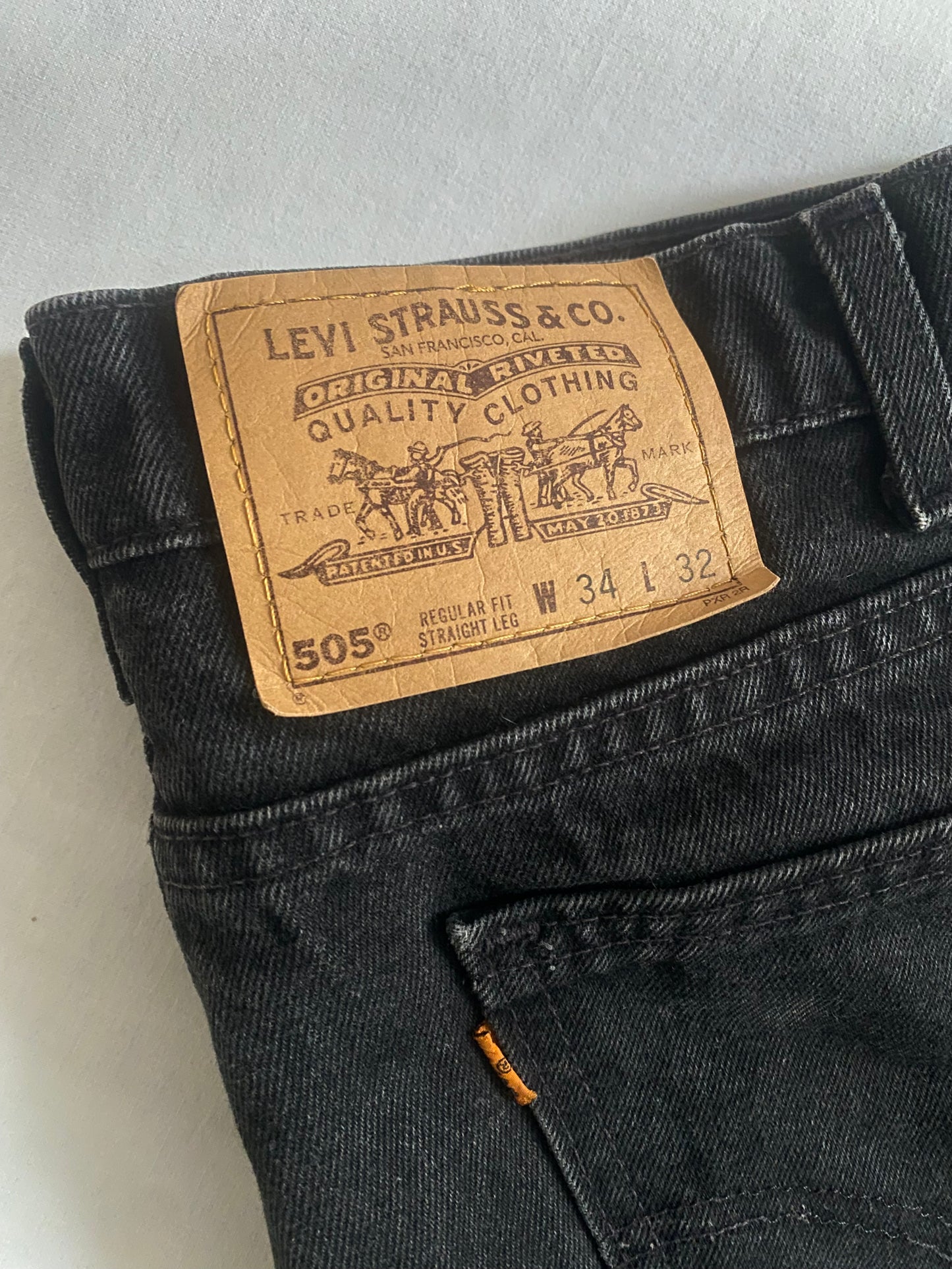 Vintage Levi’s 505 Black Washed Jeans – Orange Tab – Made in USA 1997
