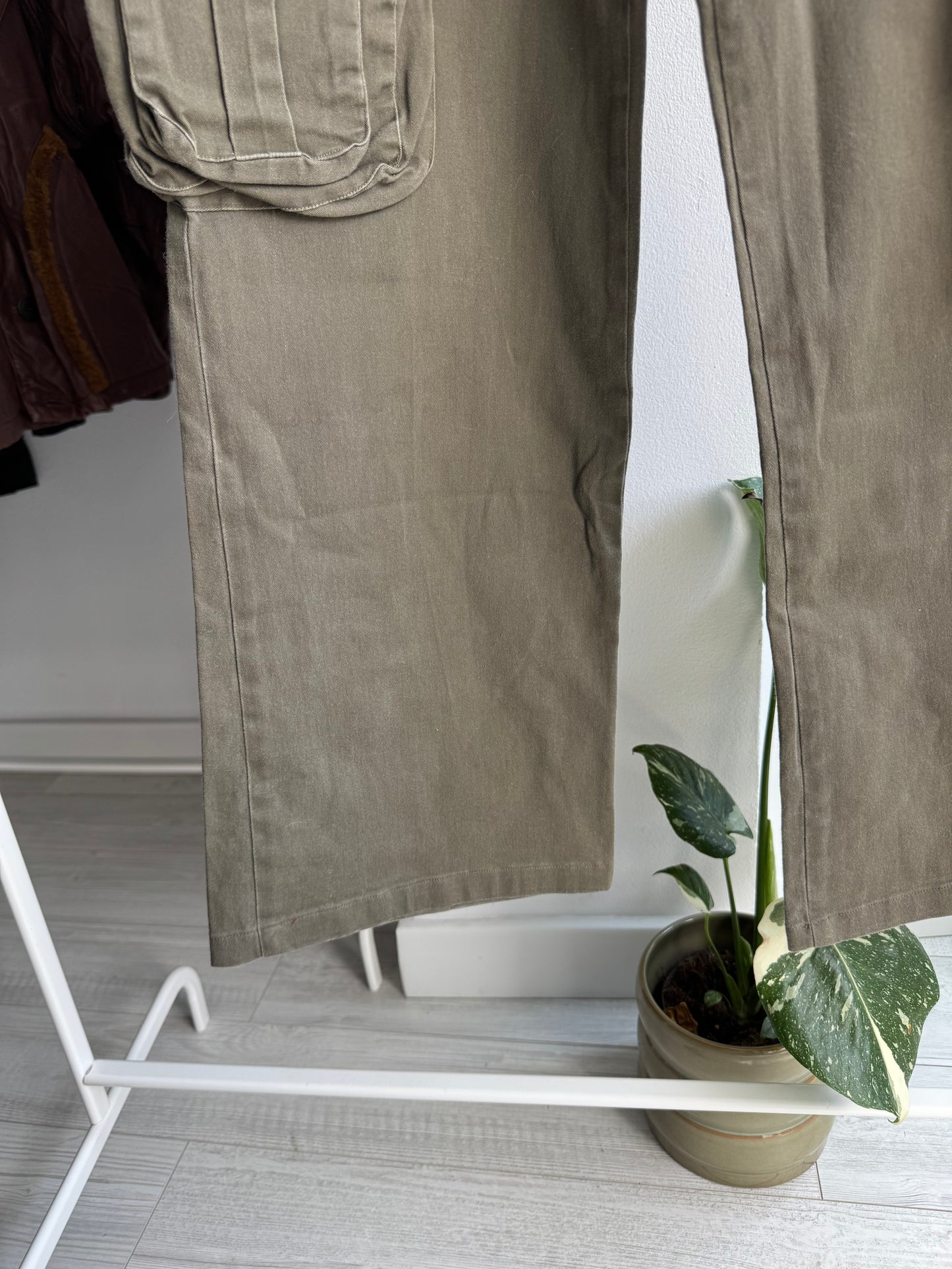 🪖 Pantaloni Y2K Cargo – XL Damă