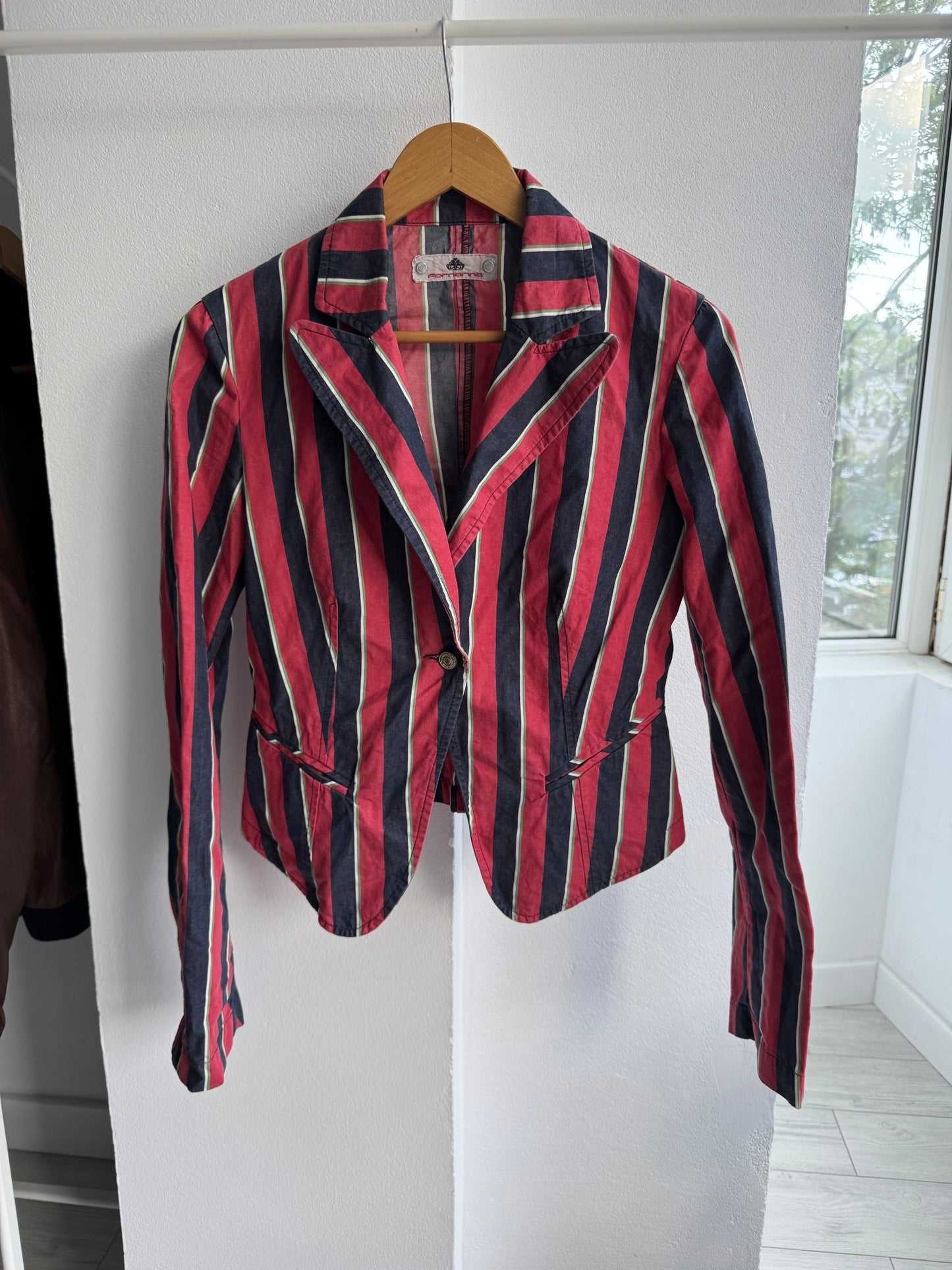 ☀️ Blazer Y2K Fornarina cu Dungi – M – Made in Italy - anbracaminte