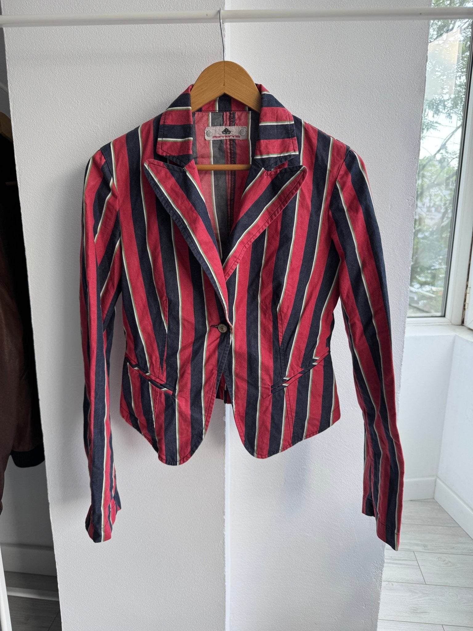 ☀️ Blazer Y2K Fornarina cu Dungi – M – Made in Italy - anbracaminte