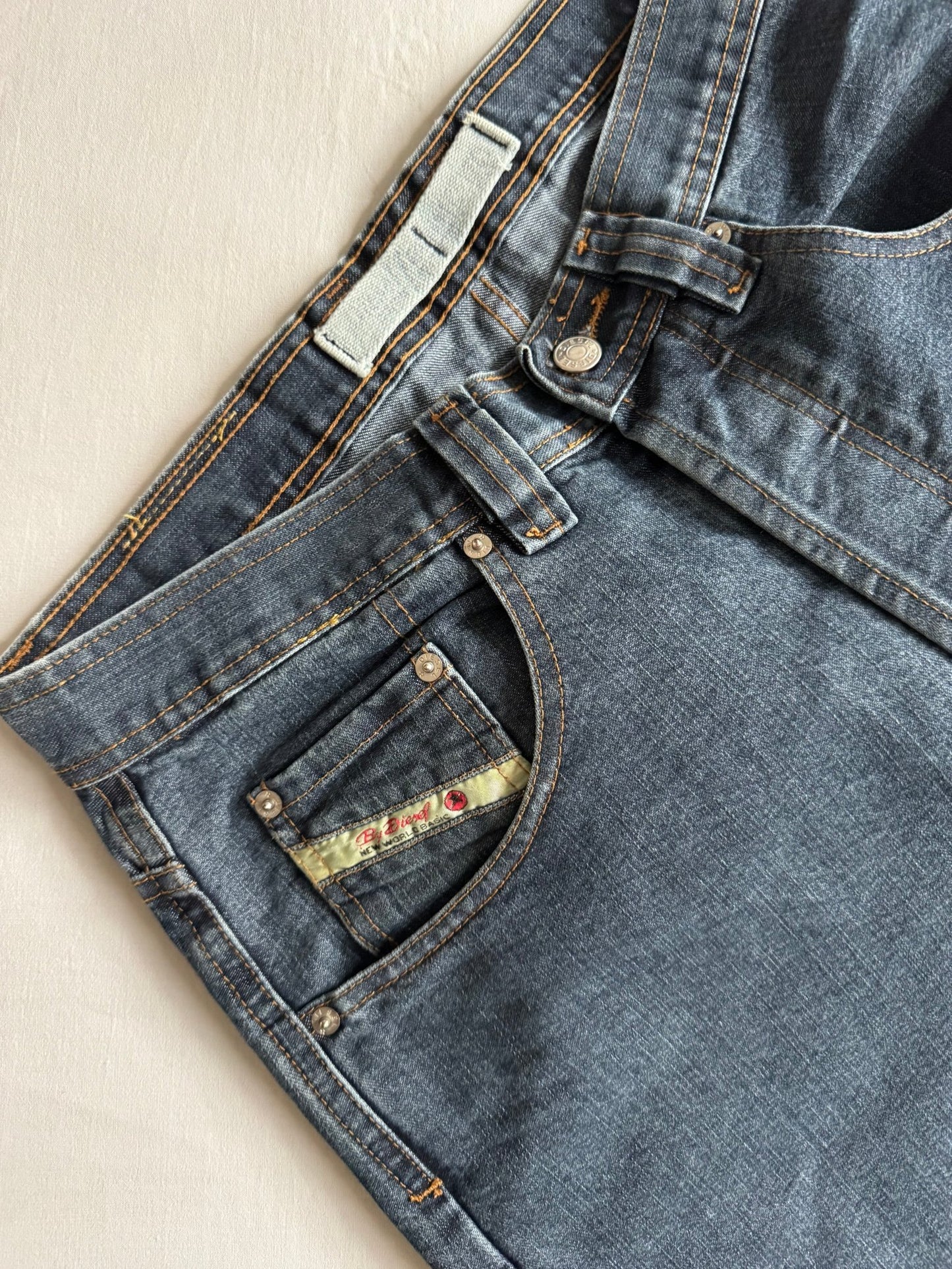 🤠 Blugi Diesel Saddler vintage – mărimea US 34, Made in Italy - anbracaminte