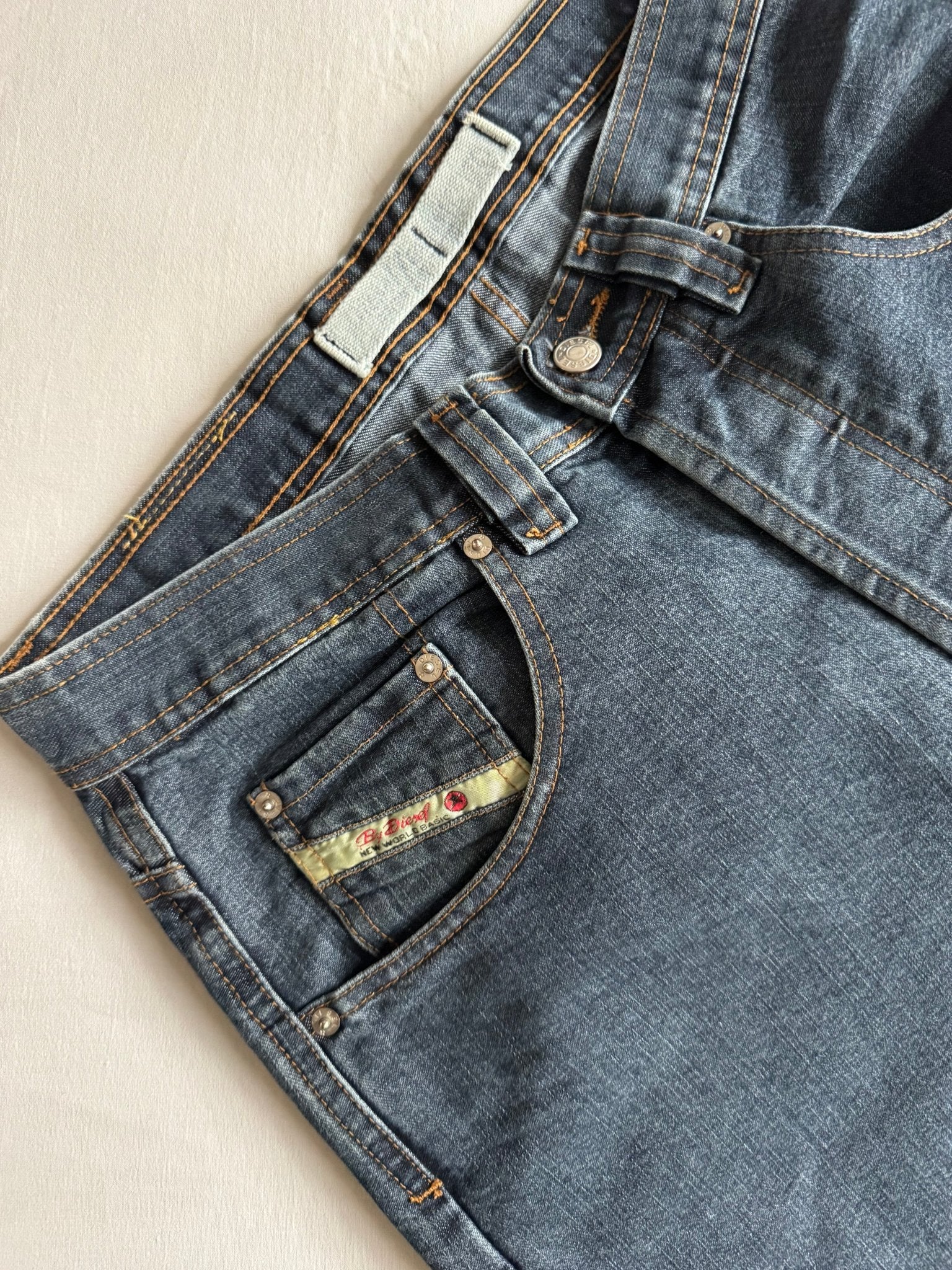 🤠 Blugi Diesel Saddler vintage – mărimea US 34, Made in Italy - anbracaminte