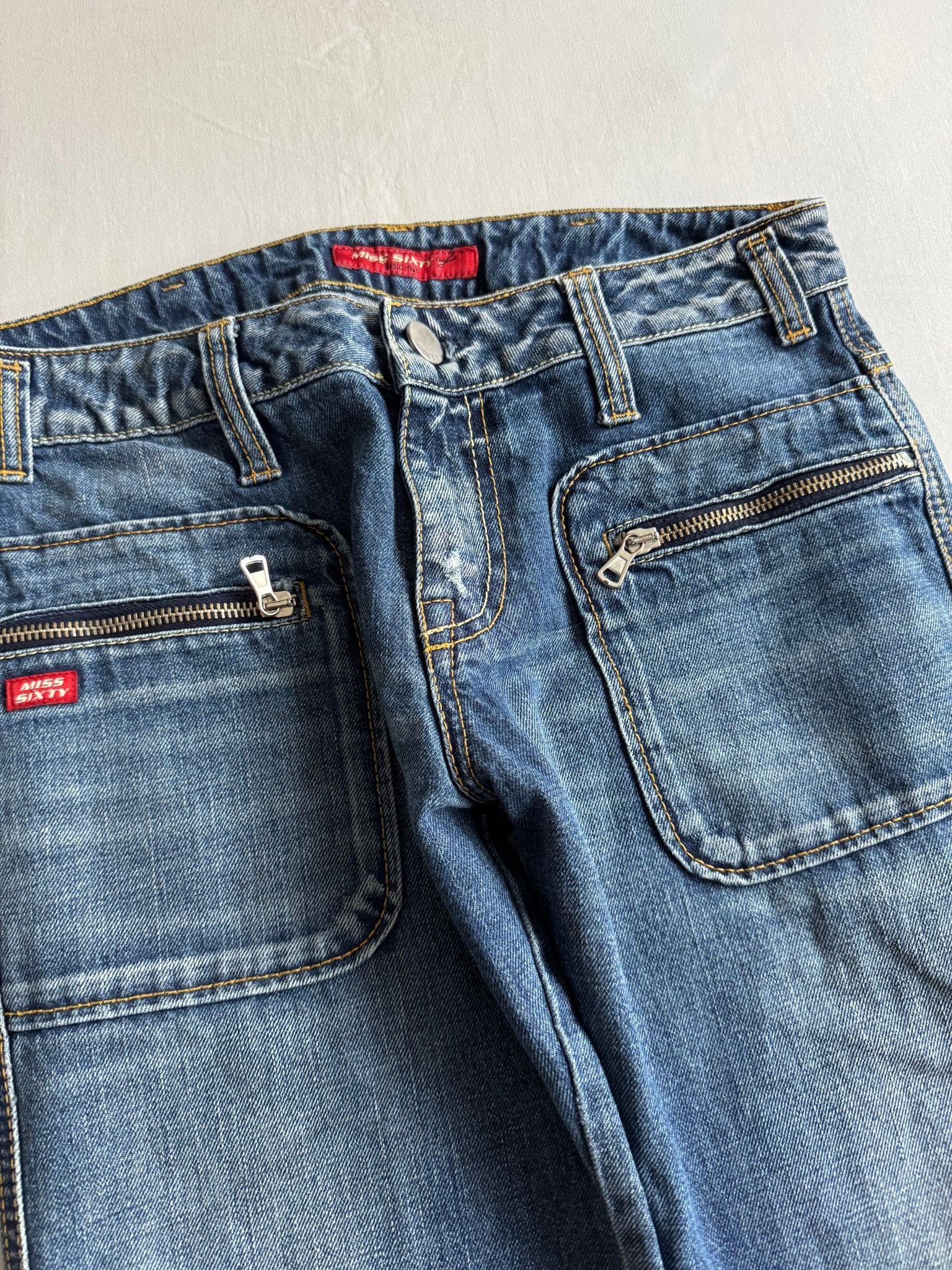 👖 Blugi Miss Sixty Y2K bootcut pentru femei – mărimea US 29, Made in Italy - anbracaminte