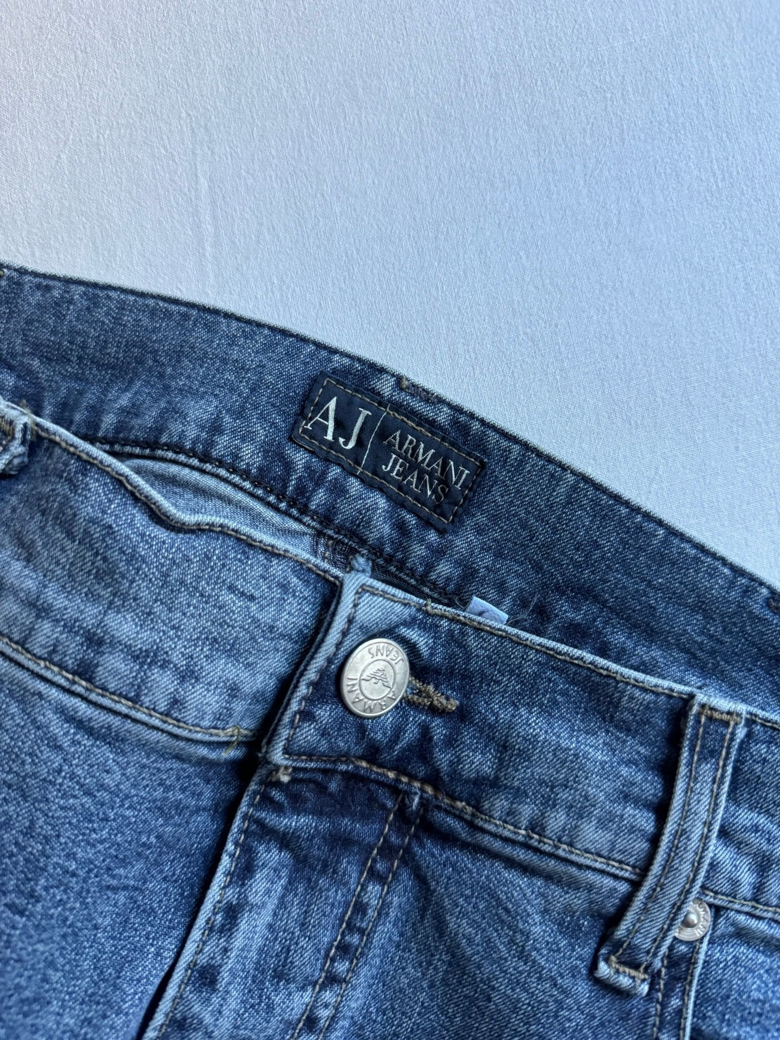 👖 Blugi vintage Armani – Made in Italy – mărimea US 36 - anbracaminte