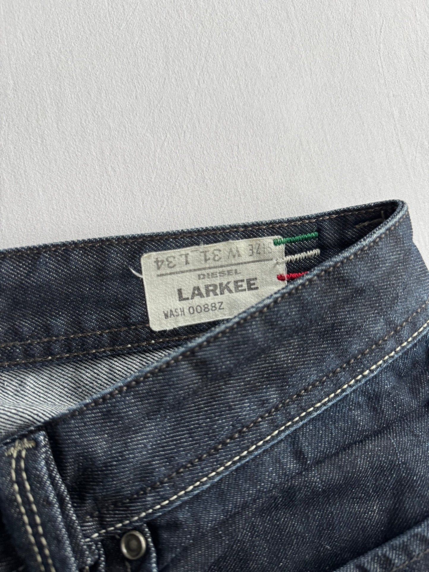 👖 Blugi Vintage Diesel Dark Denim Larkee – W30 / L34 - anbracaminte