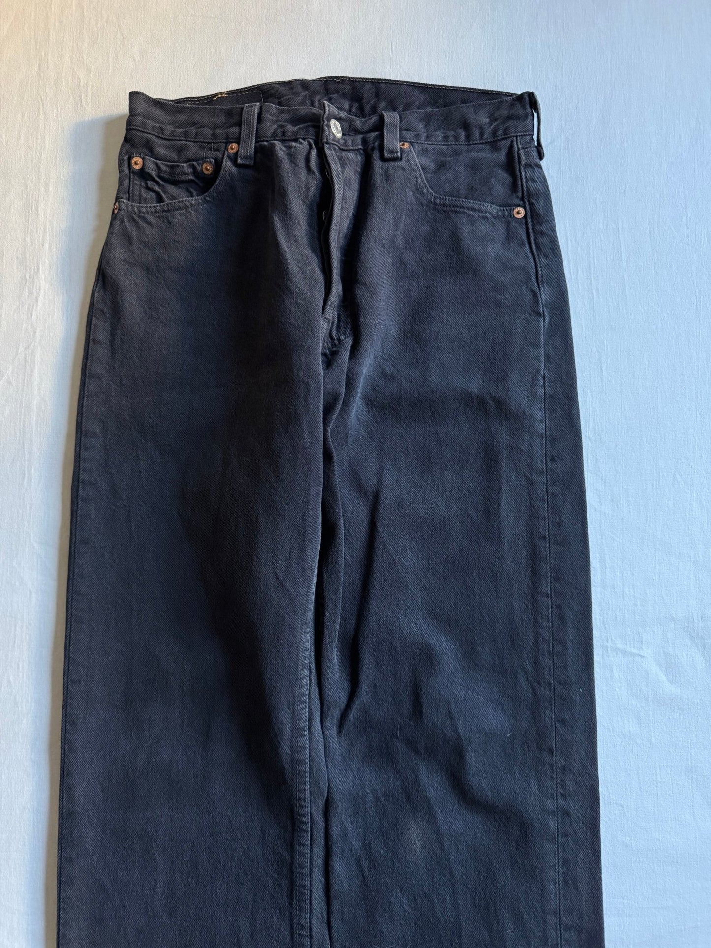 ☕️ Blugi vintage Levi’s 501 – Dark Black Washed – Made in USA – mărimea W30 x L30 - anbracaminte