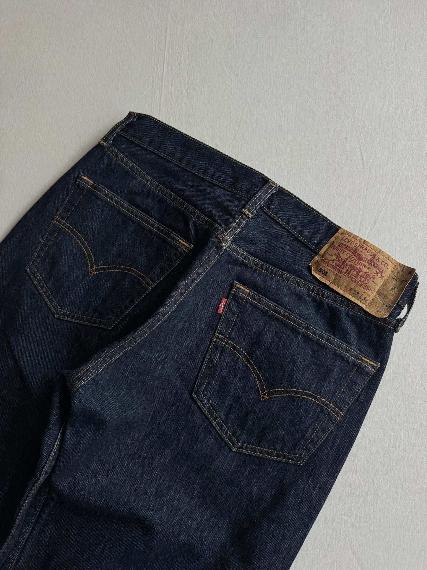 👖 Blugi Vintage Levi’s 501 Dark Blue – W33 L32 (2001) - anbracaminte