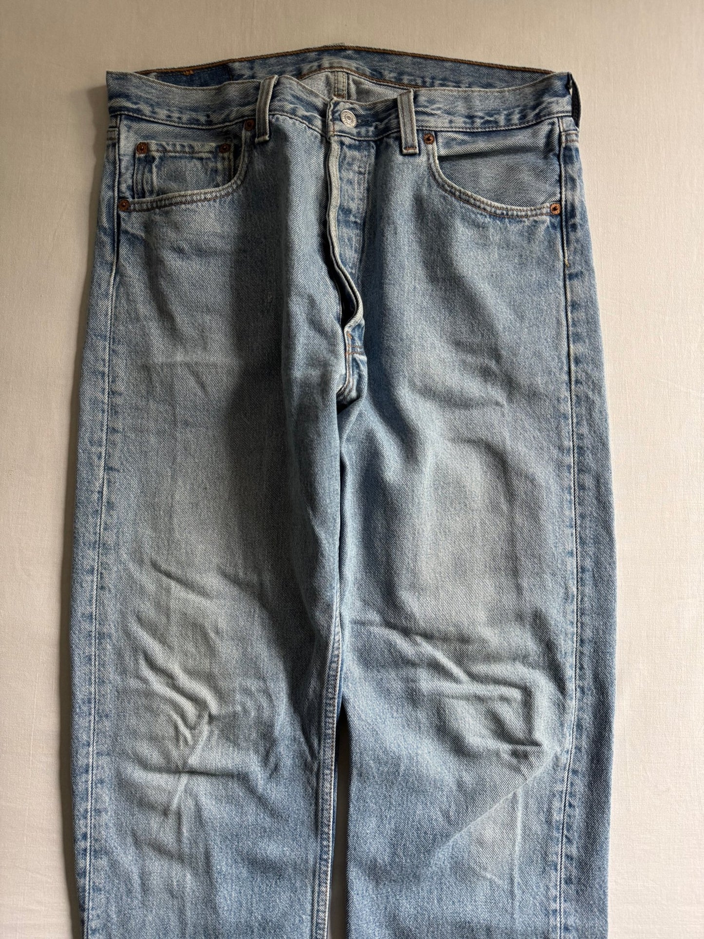 👖 Blugi Vintage Levi’s 501 – Made in USA – Mărime W34 x L32 - anbracaminte