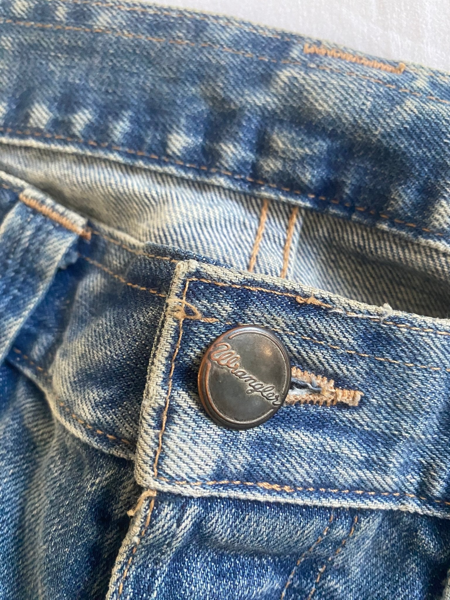 Blugi Wrangler Sly – W32 L34 – Straight Fit - anbracaminte