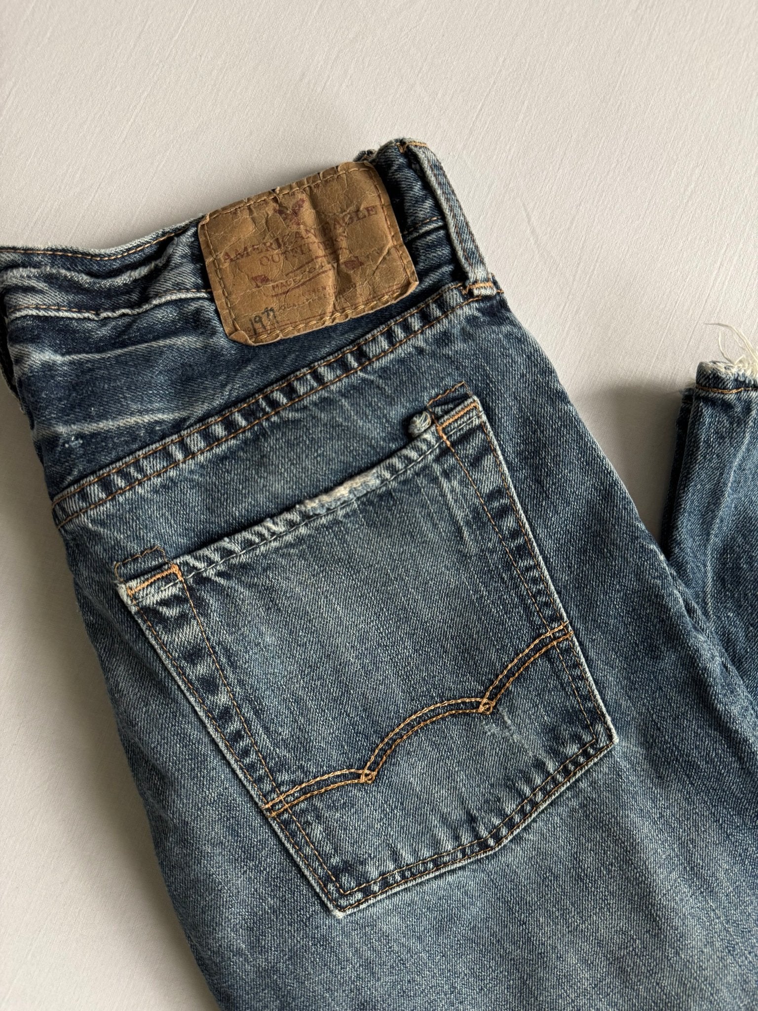 👖 Blugi Y2K American Eagle Low Rise Bootcut – W28 x L28 / EU 36 - anbracaminte