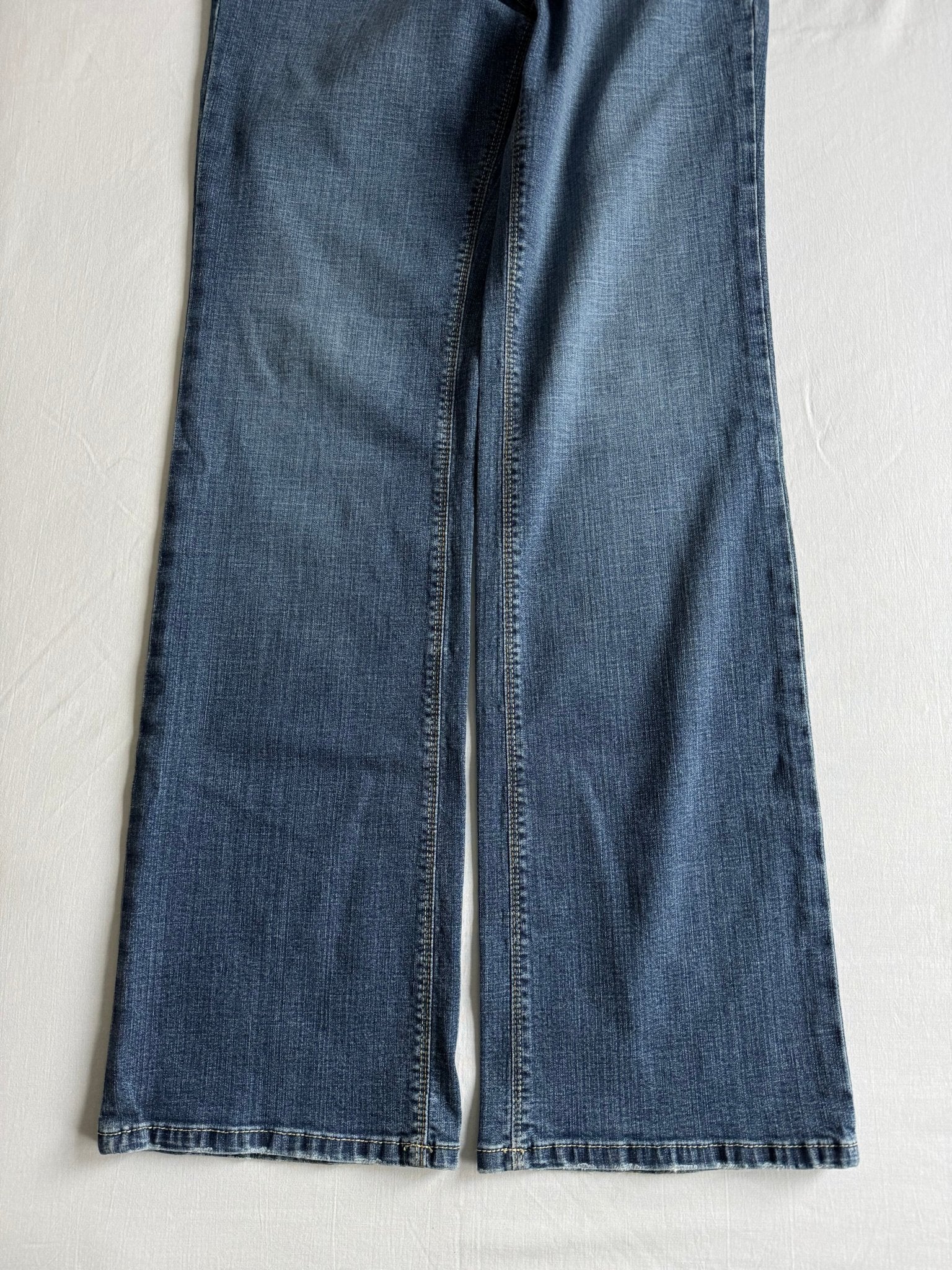 👖 Blugi Y2K Bootcut – Mărime US 6 / EU 36 - anbracaminte