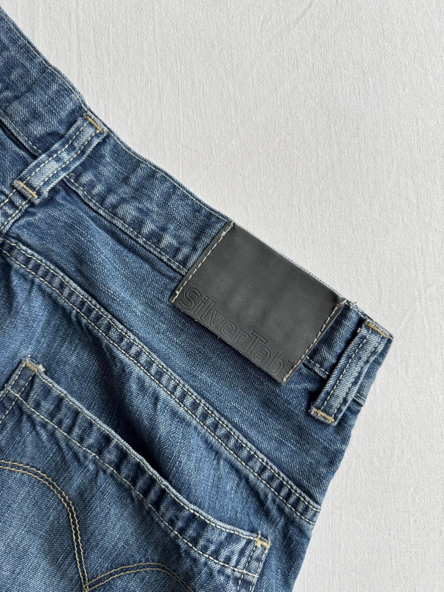 👖 Blugi Y2K Levi’s SilverTab – W34 L34 (Baggy / Slight Bootcut) - anbracaminte