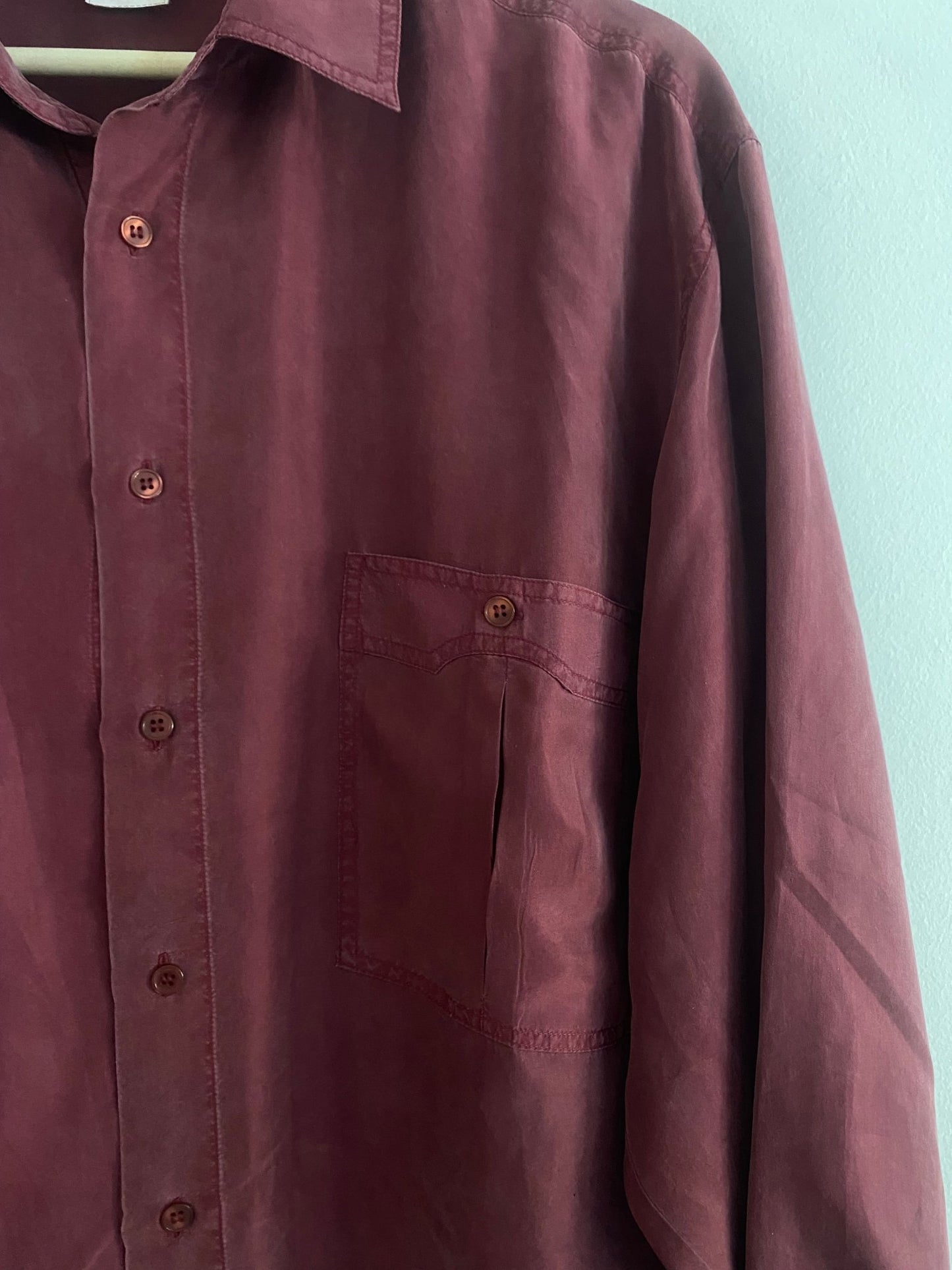 Cămașă Vintage Burgundy din Mătase – Mărime L - anbracaminte