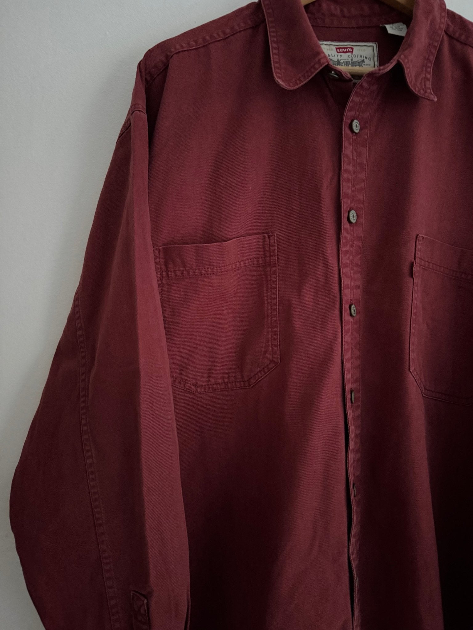👕 Cămașă vintage Levi’s din bumbac gros, roșu cărămiziu (Mărime XL) - anbracaminte