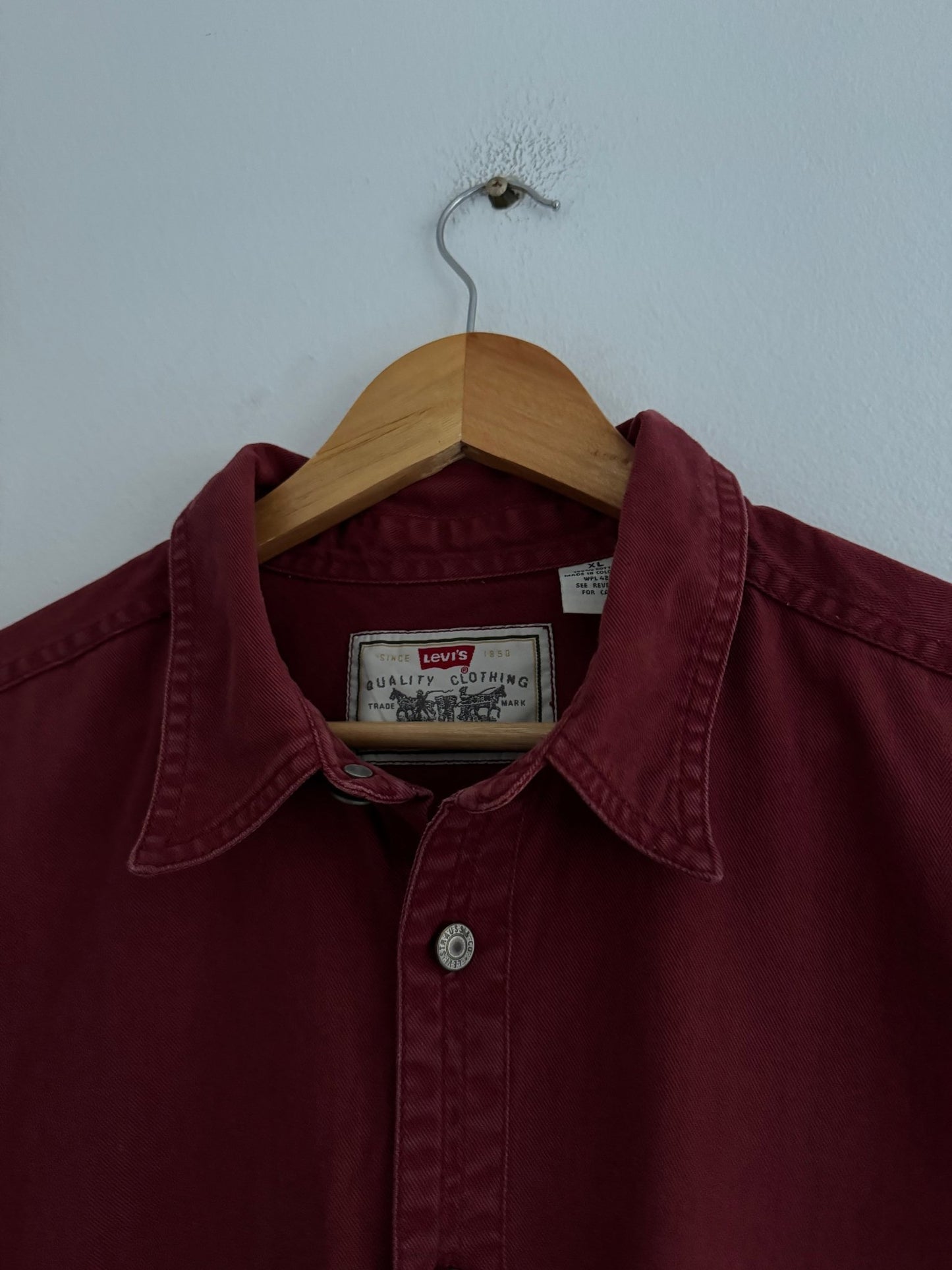 👕 Cămașă vintage Levi’s din bumbac gros, roșu cărămiziu (Mărime XL) - anbracaminte