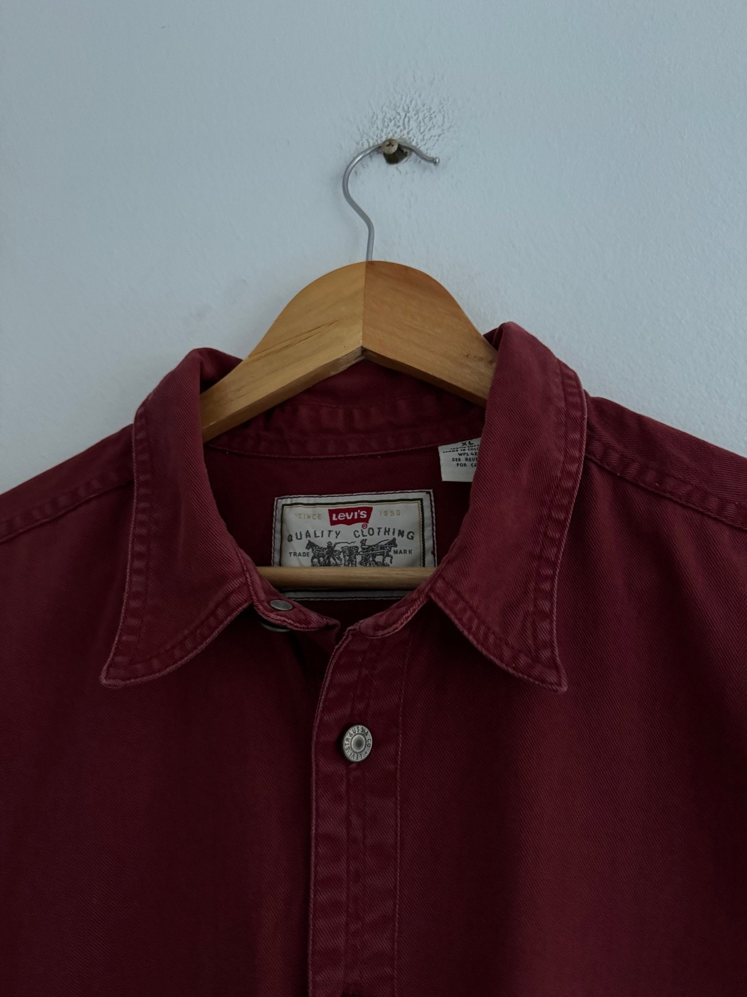 👕 Cămașă vintage Levi’s din bumbac gros, roșu cărămiziu (Mărime XL) - anbracaminte
