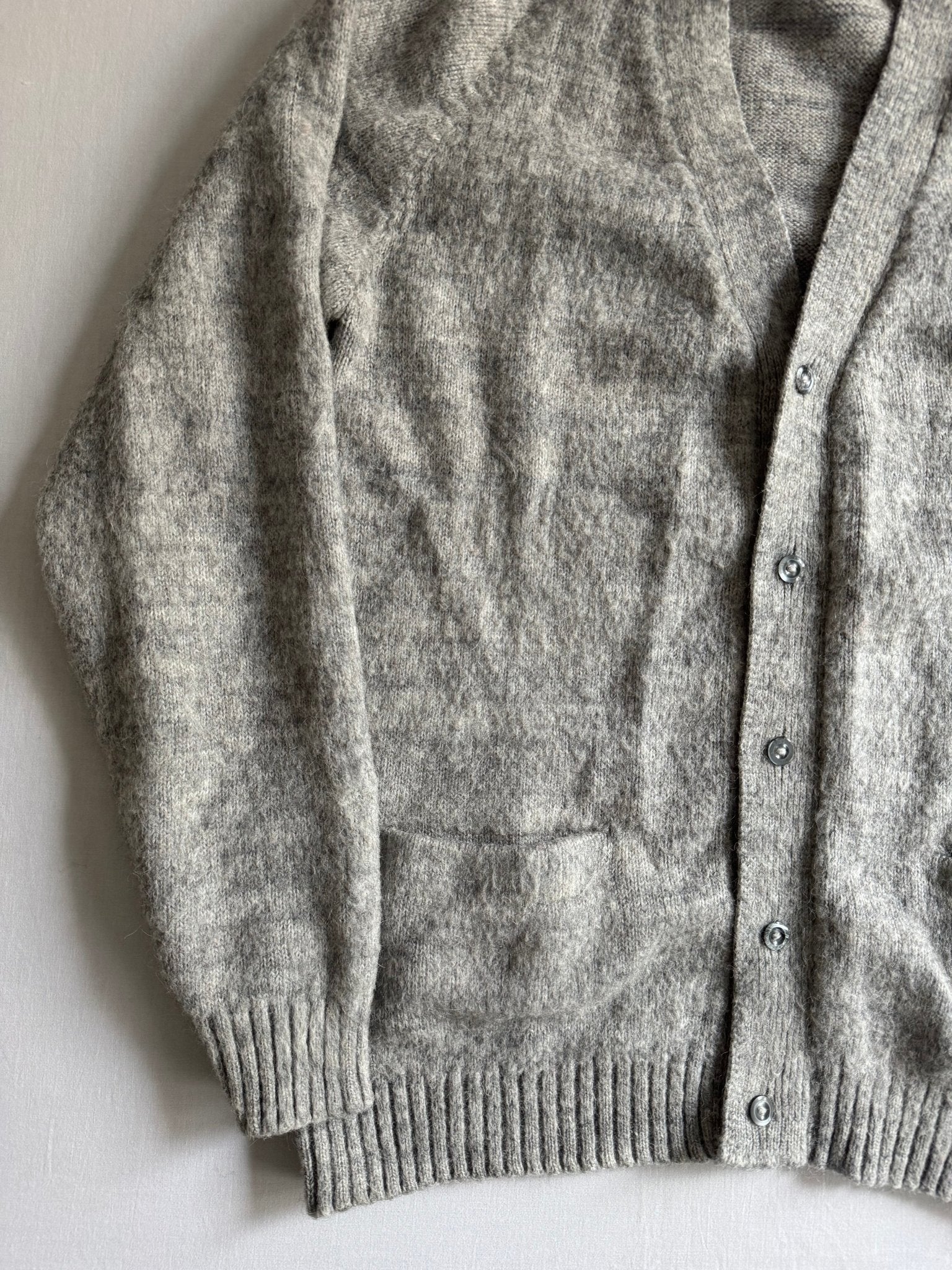 🦙 Cardigan Gri Fuzzy 100% Baby Alpaca – Handmade în Peru – Mărimea M - anbracaminte