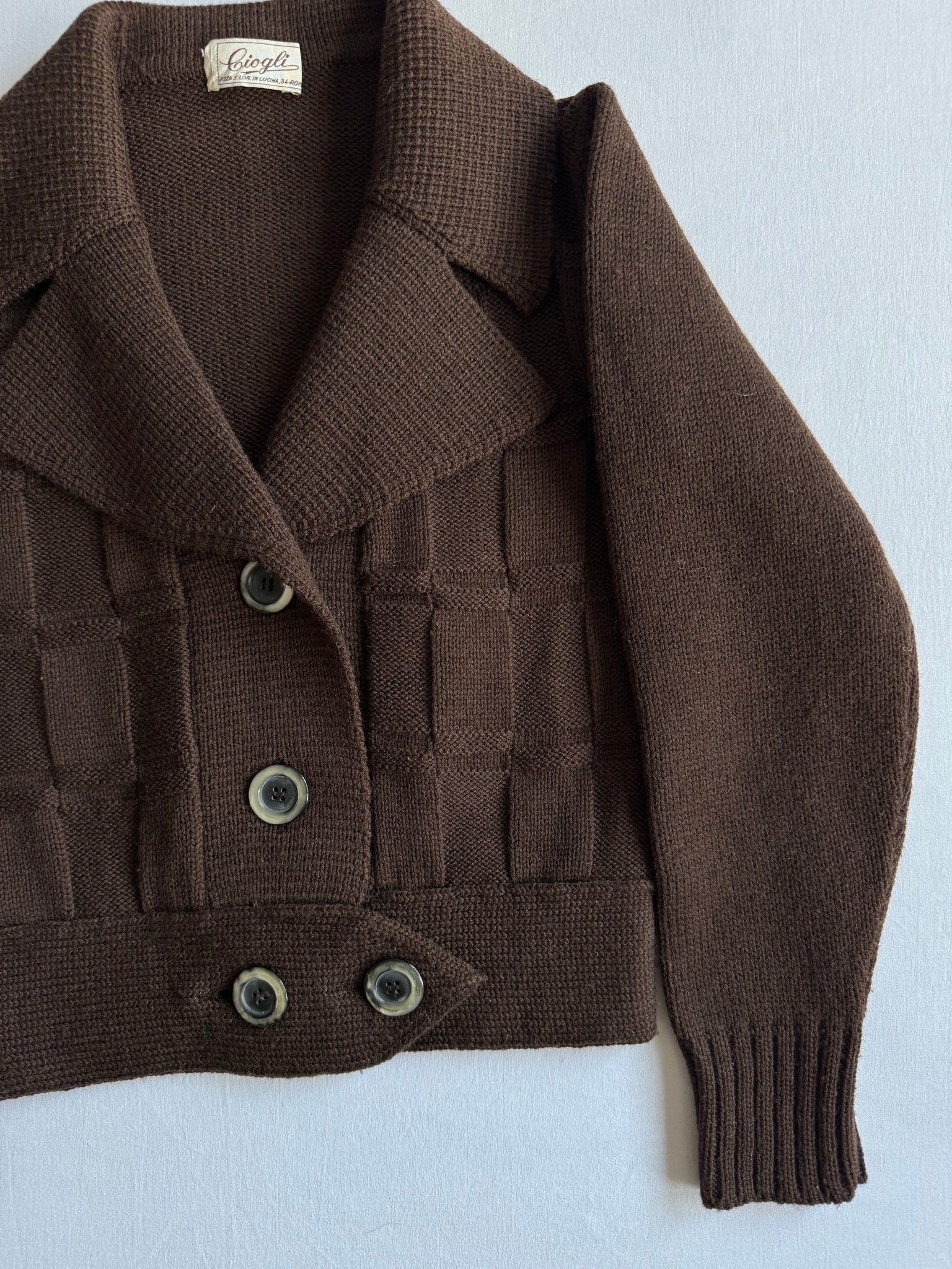 🧶 Cardigan Vintage Damă Anii ’70 Maro Ciocolatiu din Lână – S - anbracaminte