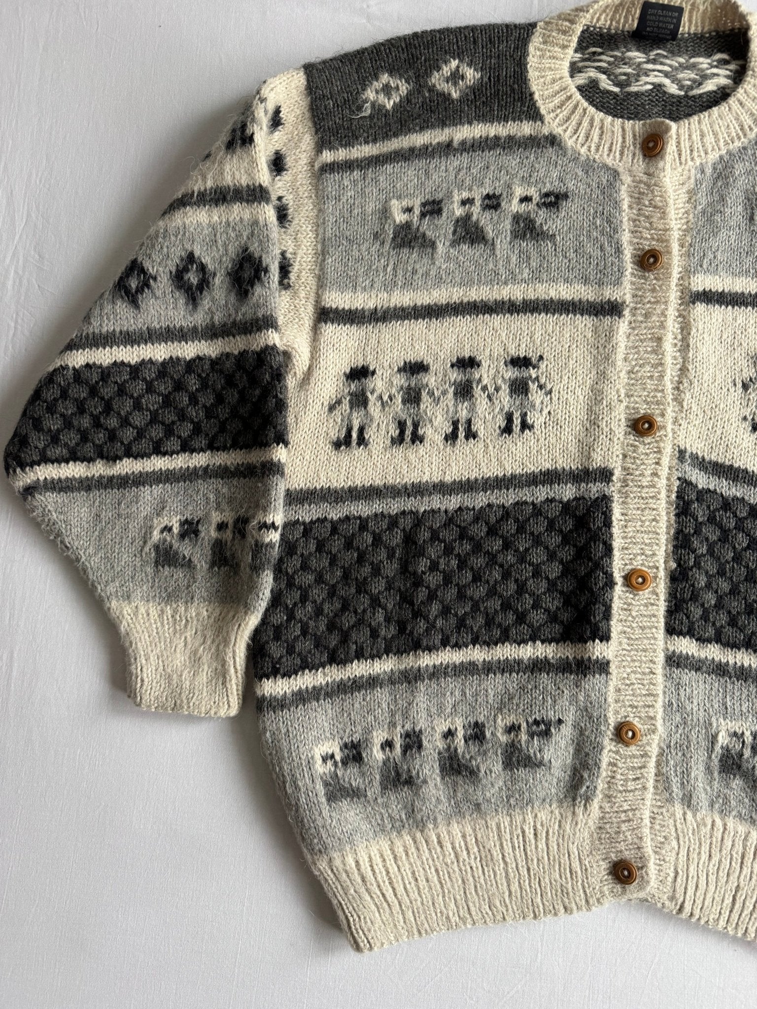🧶 Cardigan Vintage Damă din Alpaca cu Model Etnic – aprox. M / L - anbracaminte