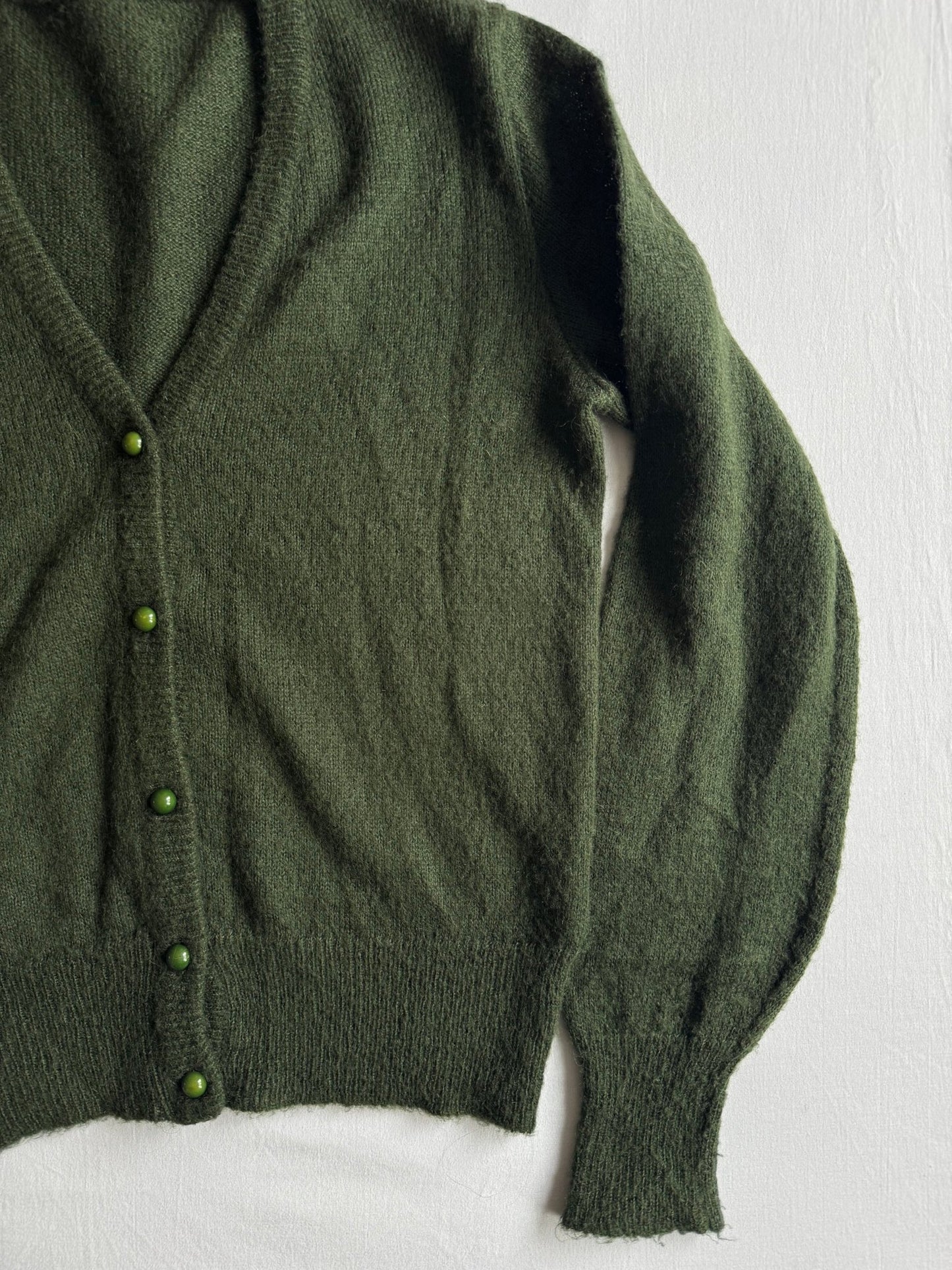 🧶 Cardigan Vintage Damă Verde Închis cu Broderie Florală – M - anbracaminte