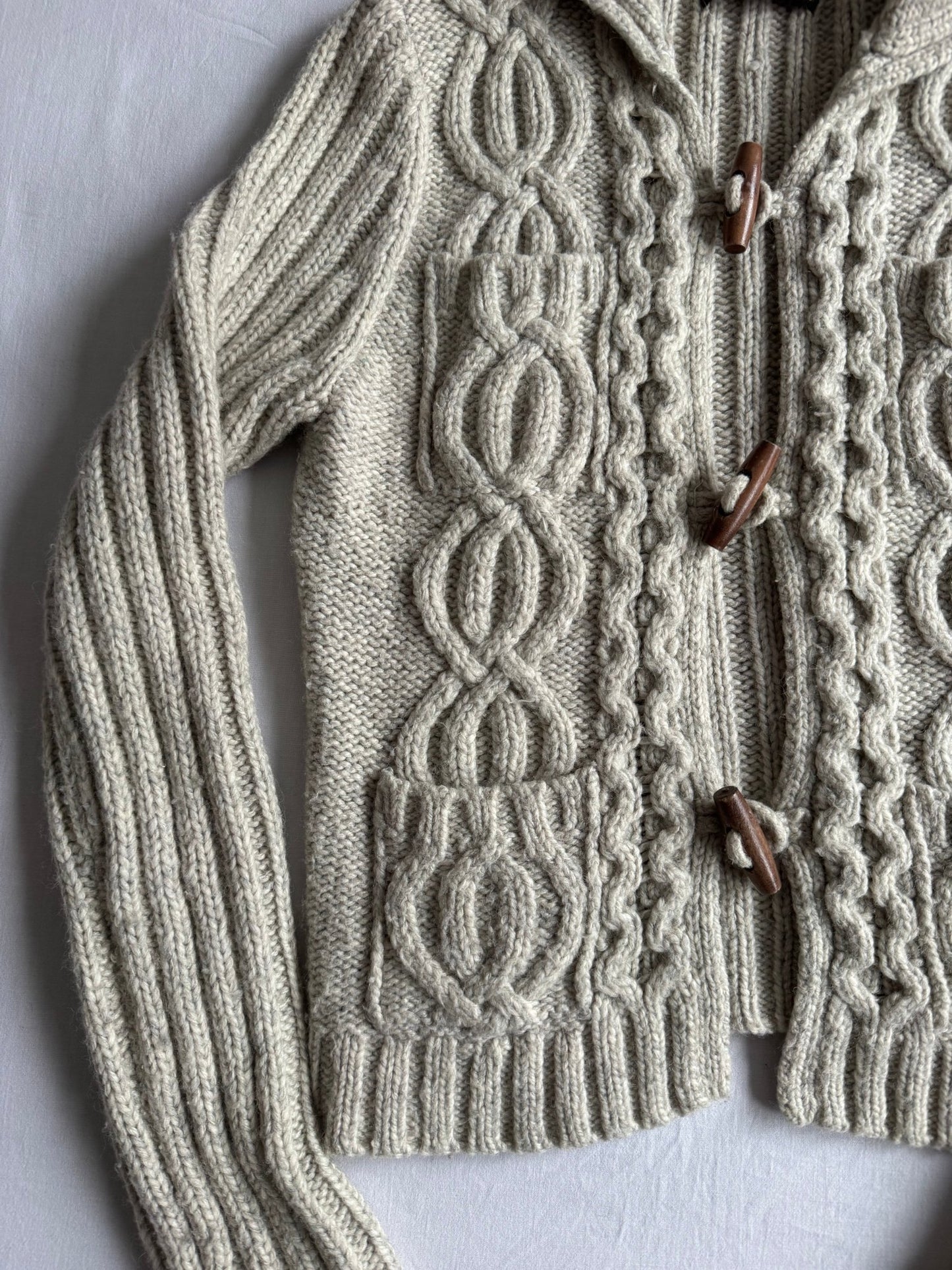 🧶 Cardigan Y2K Damă Abercrombie & Fitch Cable Knit din Lambswool Blend – M - anbracaminte