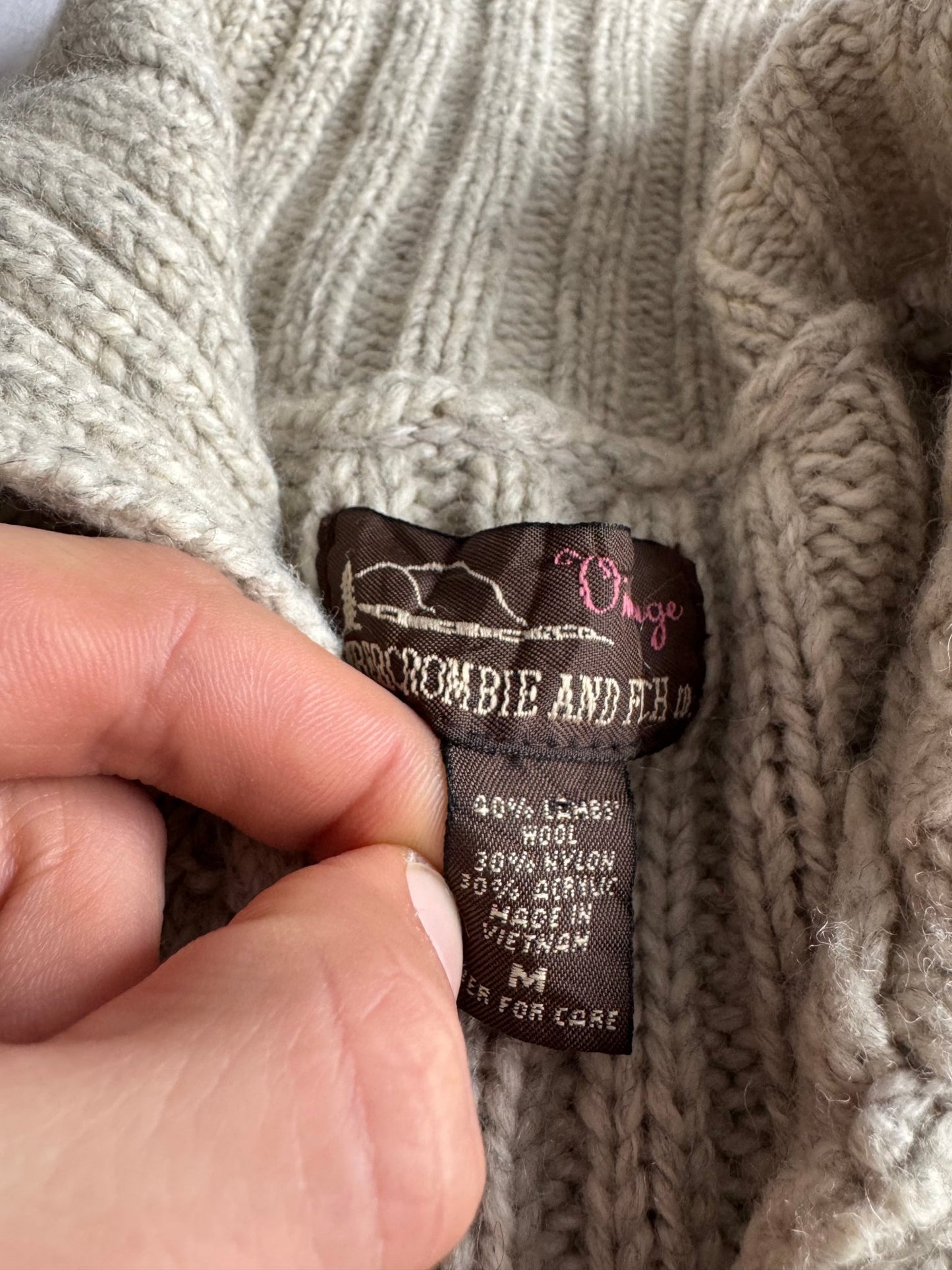 🧶 Cardigan Y2K Damă Abercrombie & Fitch Cable Knit din Lambswool Blend – M - anbracaminte