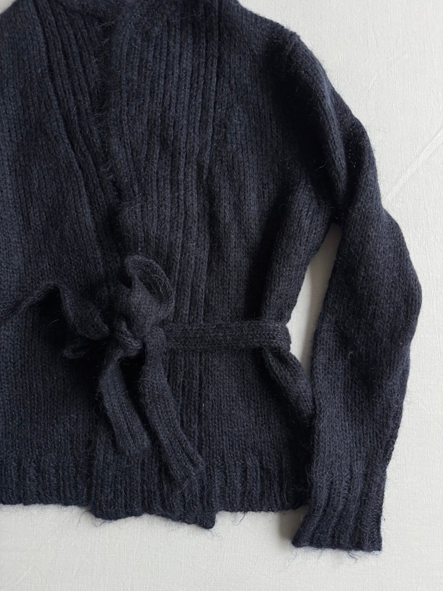 🧶 Cardigan Y2K Damă Navy Închis din Mohair cu Cordon – S - anbracaminte
