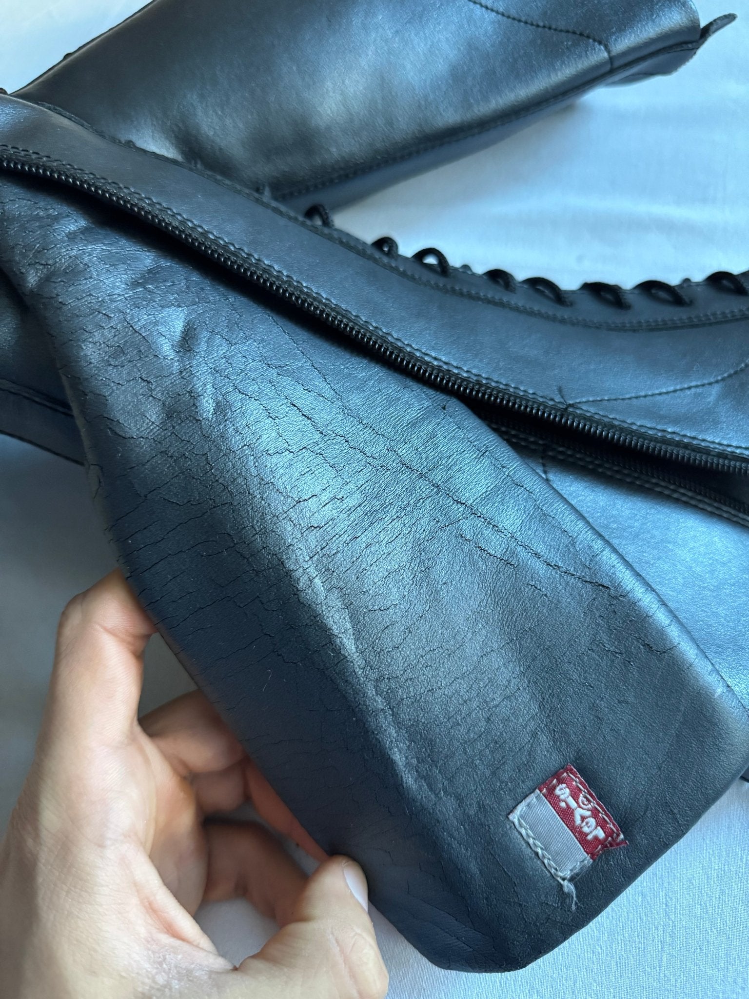 🥊 Cizme vintage Levi’s Boxing – piele neagră – mărimea 39 - anbracaminte