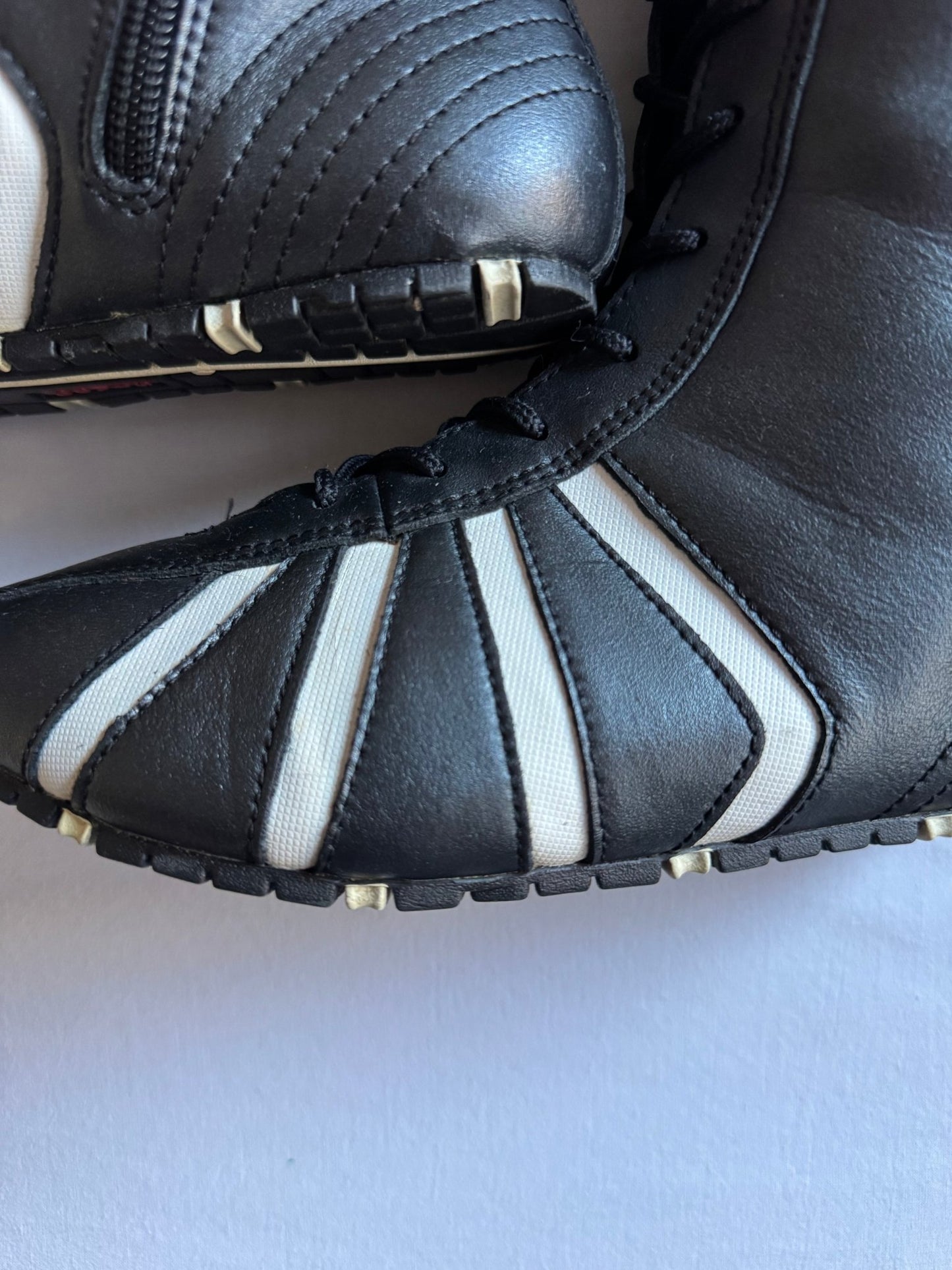 🥊 Cizme vintage Levi’s Boxing – piele neagră – mărimea 39 - anbracaminte