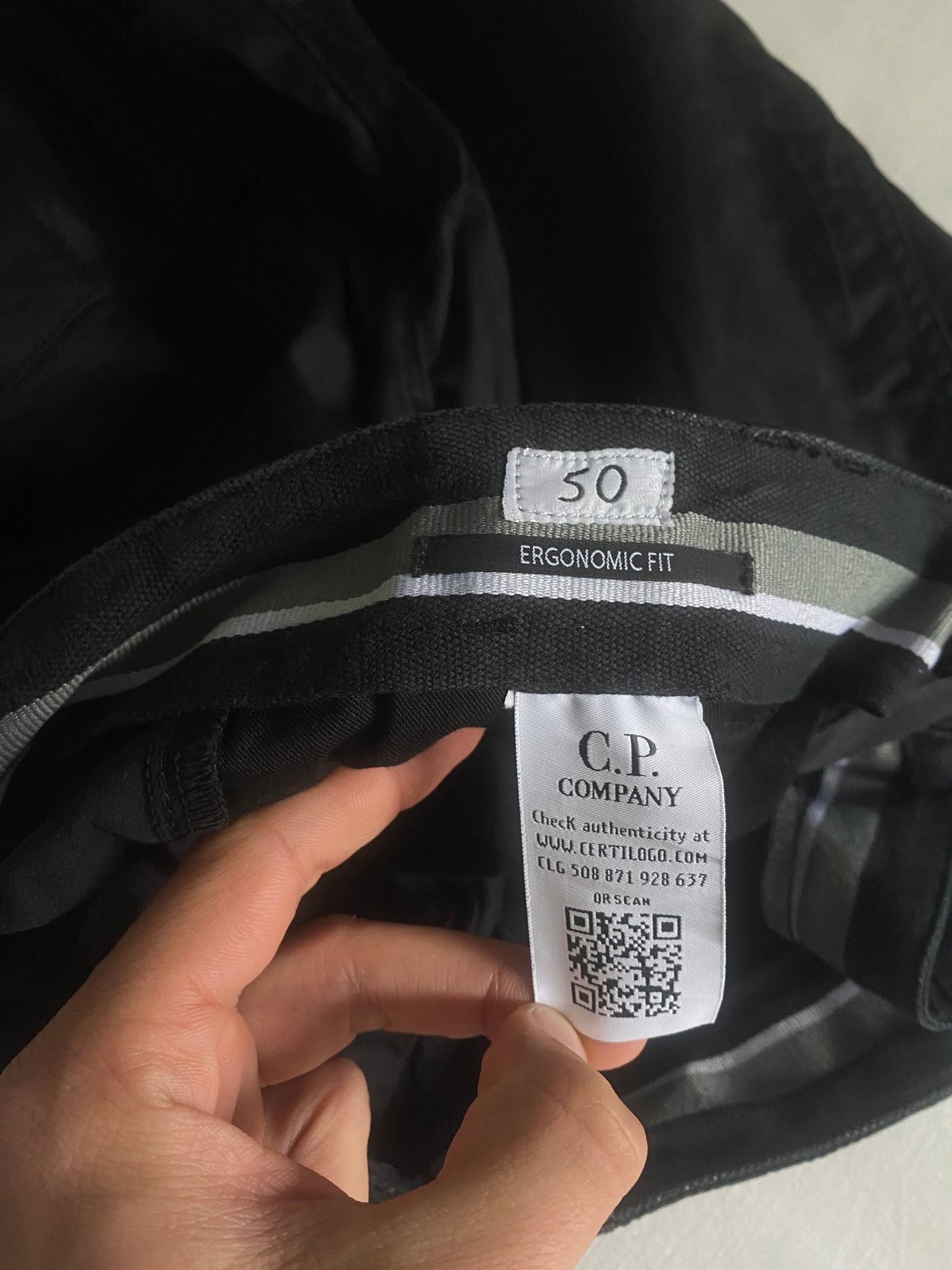 C.P. Company – Pantaloni Jogger Fit Negri - anbracaminte