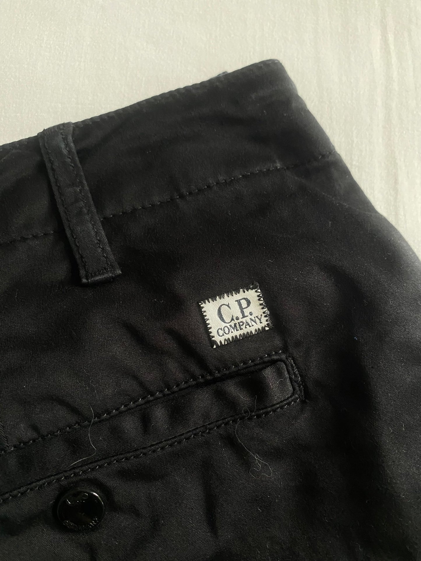 C.P. Company – Pantaloni Jogger Fit Negri - anbracaminte