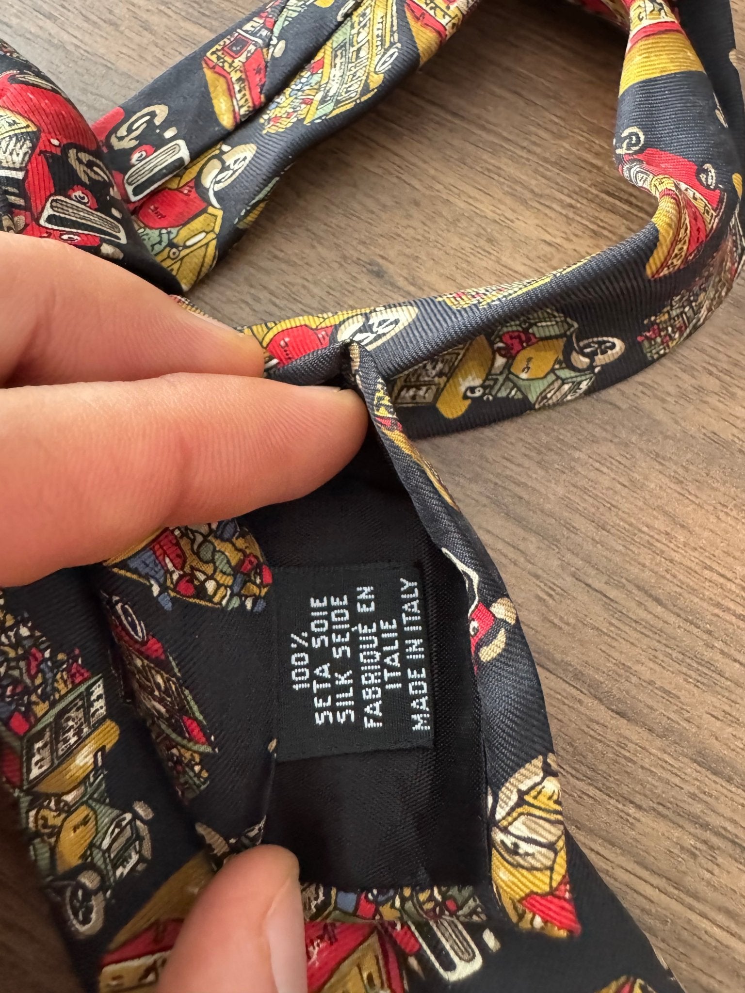 👔 Cravată Printed Hugo Boss Vintage | Mătase Naturală | Made in Italy - anbracaminte