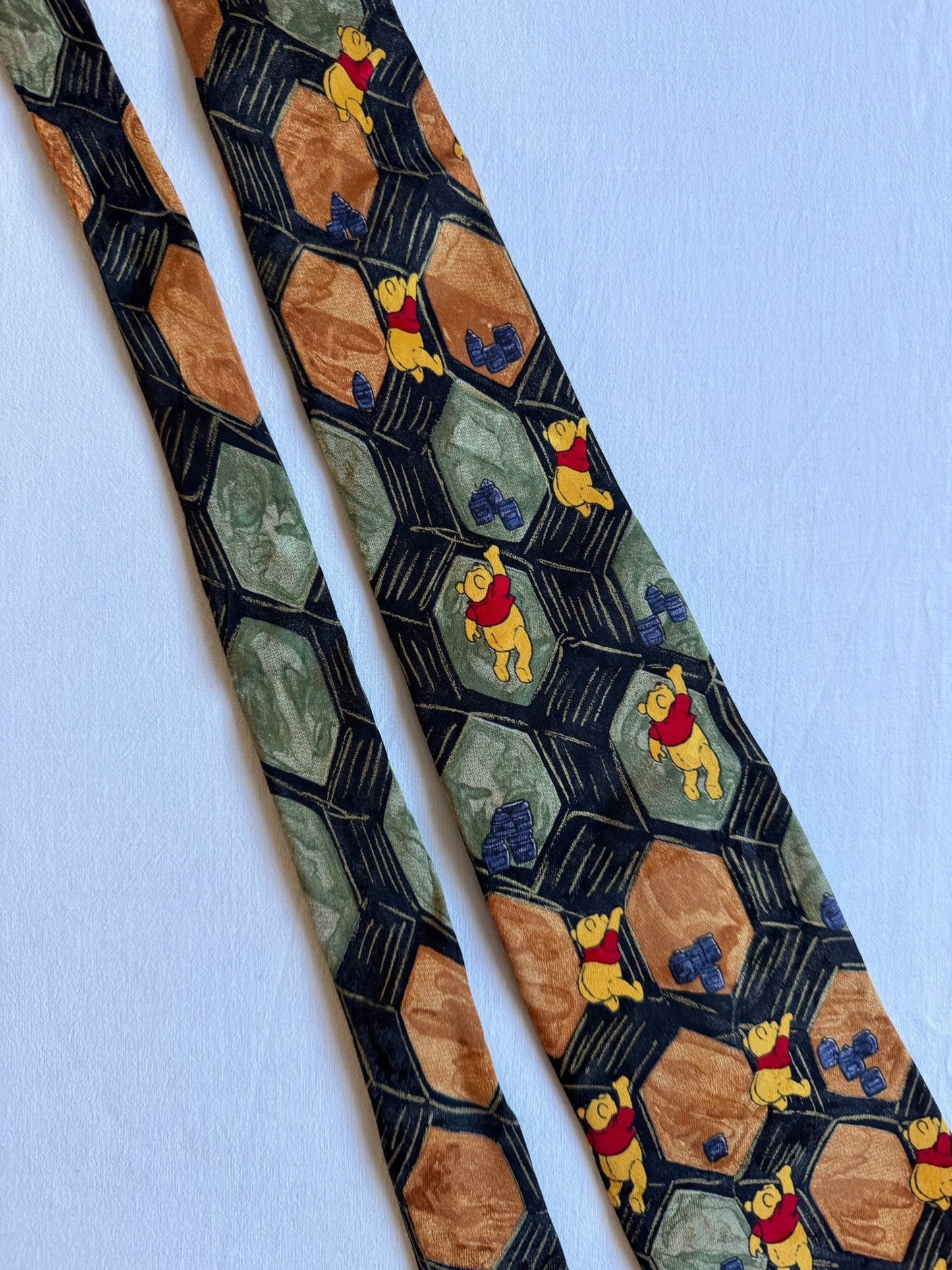 🍯 Cravată Vintage cu Print Winnie the Pooh – 100% Mătase – Made in Italy - anbracaminte