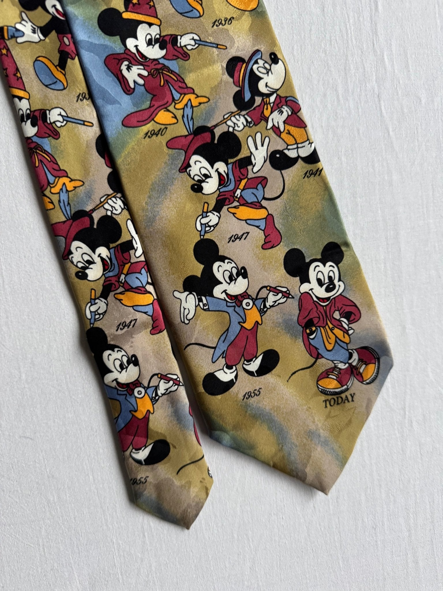 👔 Cravată Vintage din Mătase cu Graphic Mickey Mouse – Made in Italy - anbracaminte