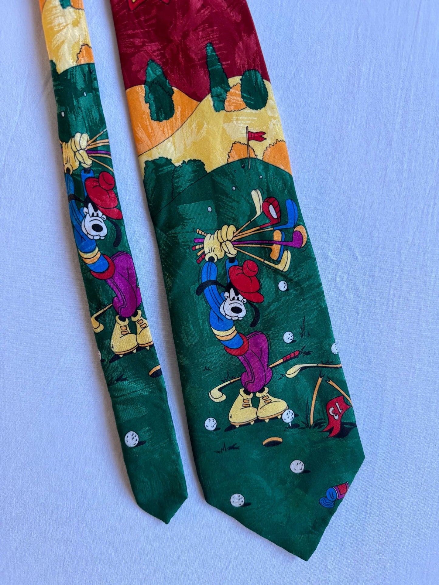 ⛳ Cravată Vintage Graphic Goofy cu Motive Golf - anbracaminte