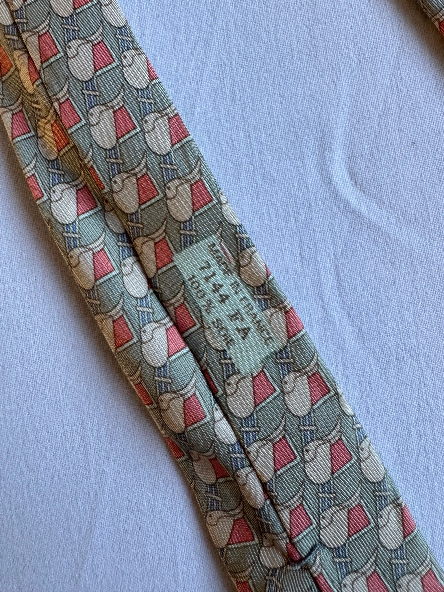 👔 Cravată Vintage Hermès din Mătase cu Print – Made in France - anbracaminte