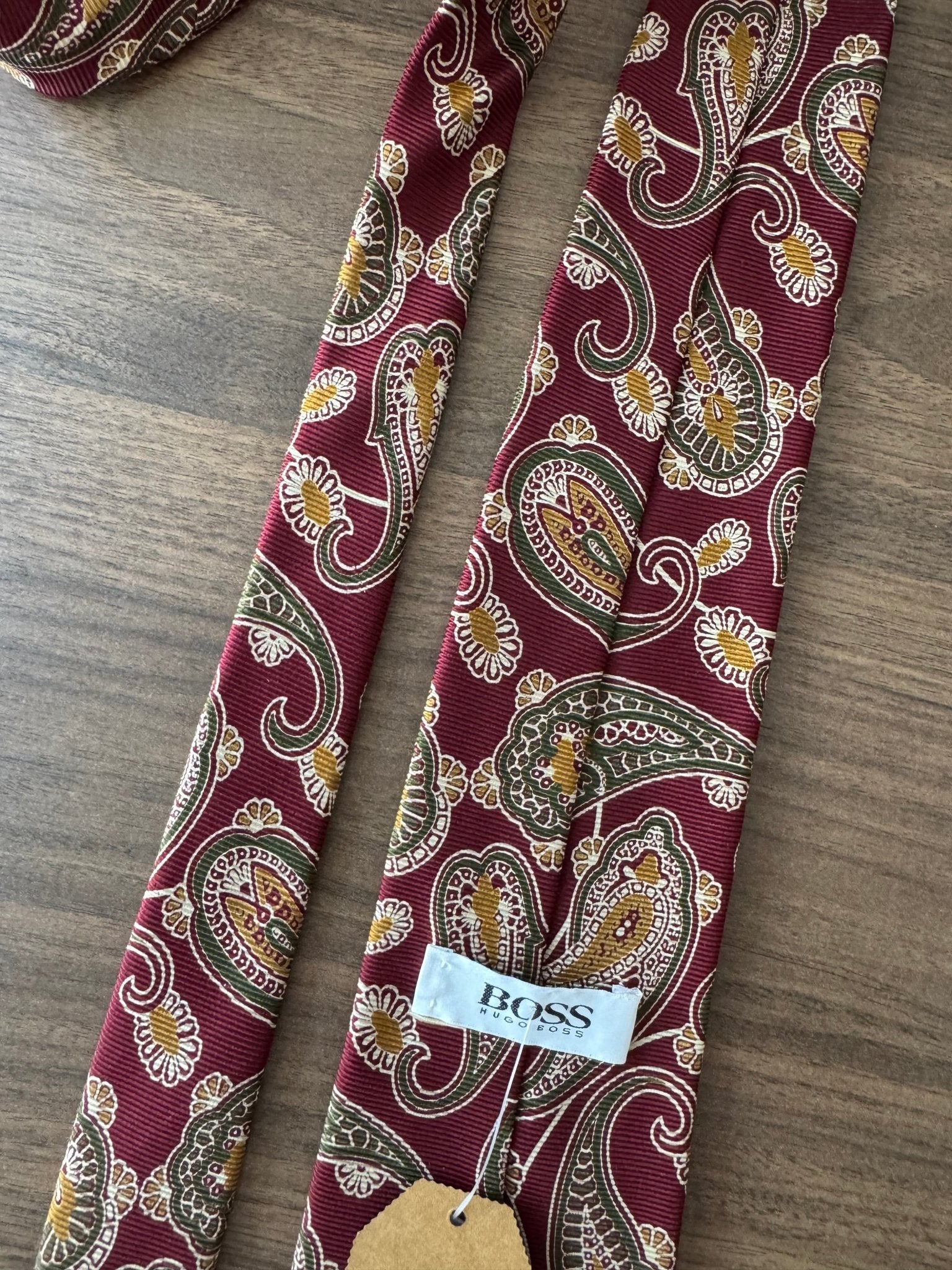 👔 Cravată Vintage Hugo Boss din Mătase cu Print Paisley – Made in Italy - anbracaminte