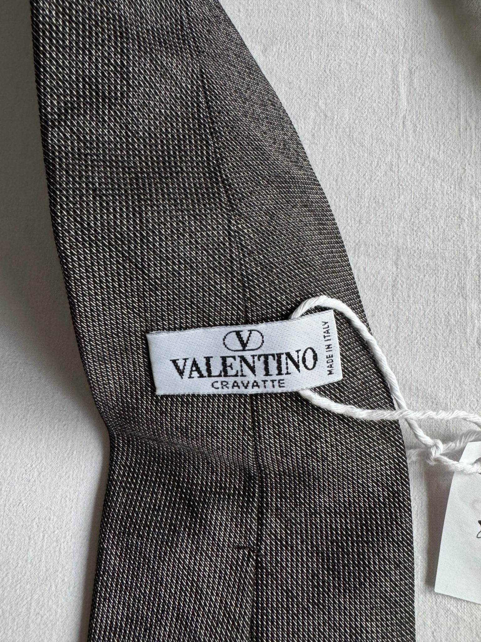 👔 Cravată Vintage Valentino din Mătase - anbracaminte