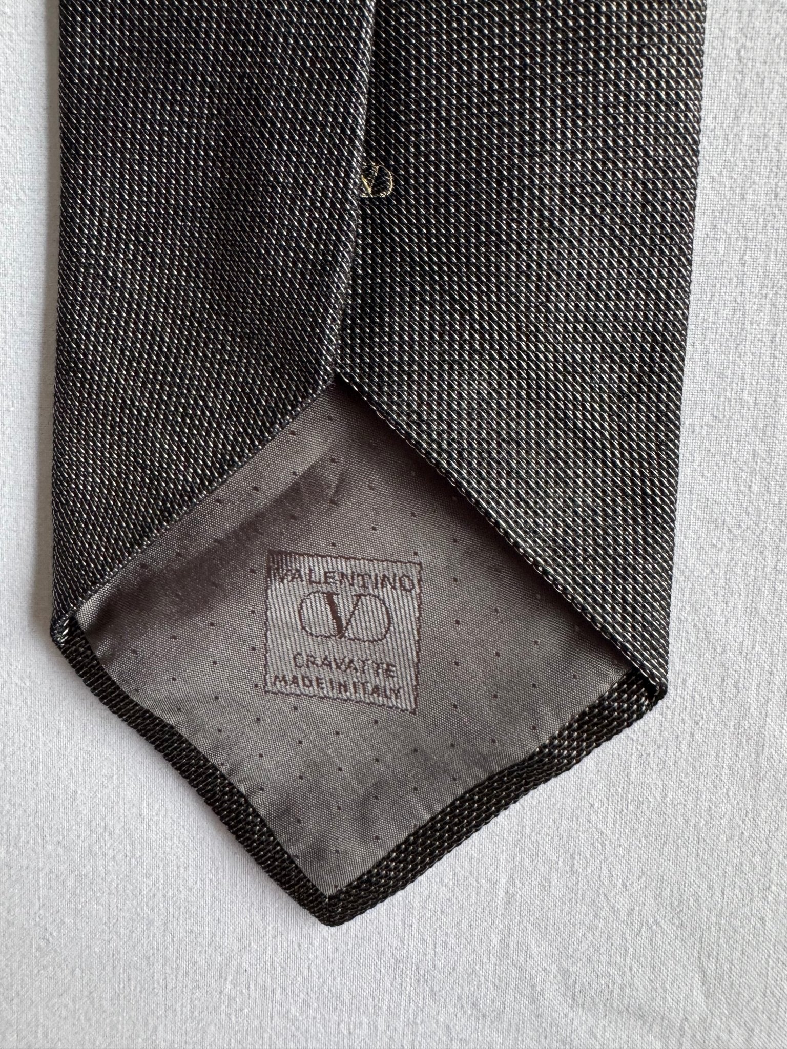 👔 Cravată Vintage Valentino din Mătase - anbracaminte