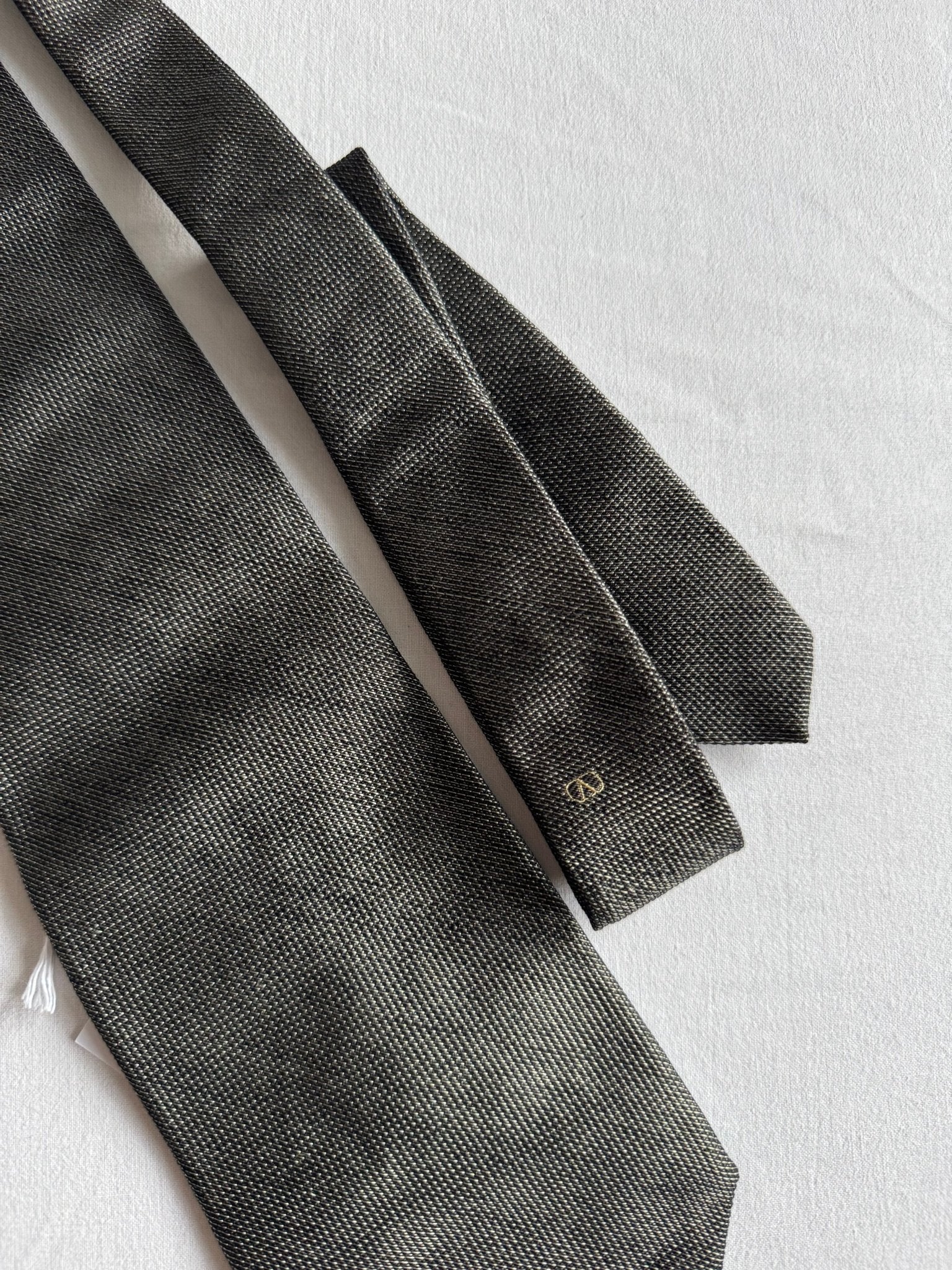 👔 Cravată Vintage Valentino din Mătase - anbracaminte
