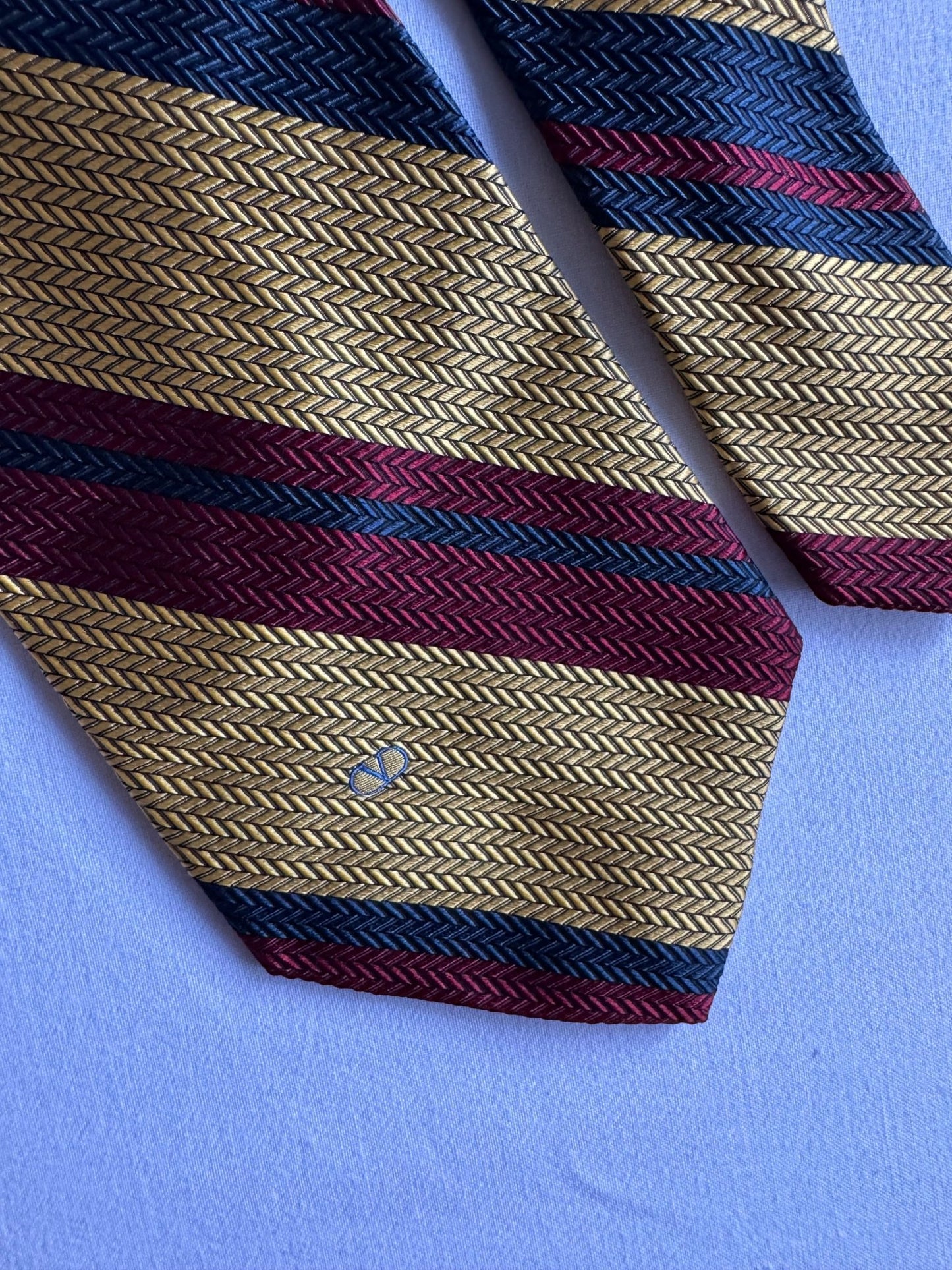 👔 Cravată Vintage Valentino din Mătase (Made in Italy) - anbracaminte