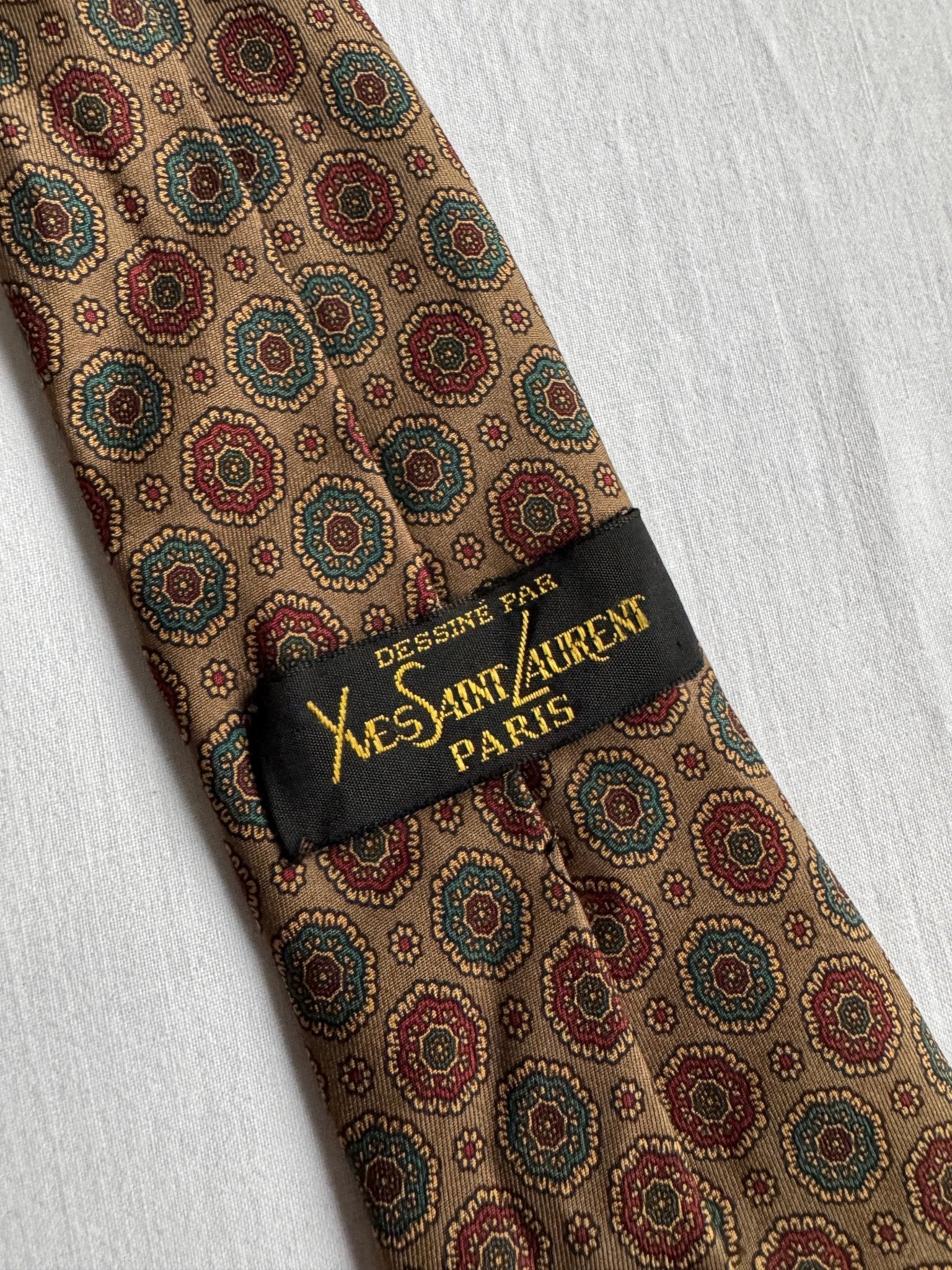 👔 Cravată Vintage Yves Saint Laurent din Mătase cu Print - anbracaminte