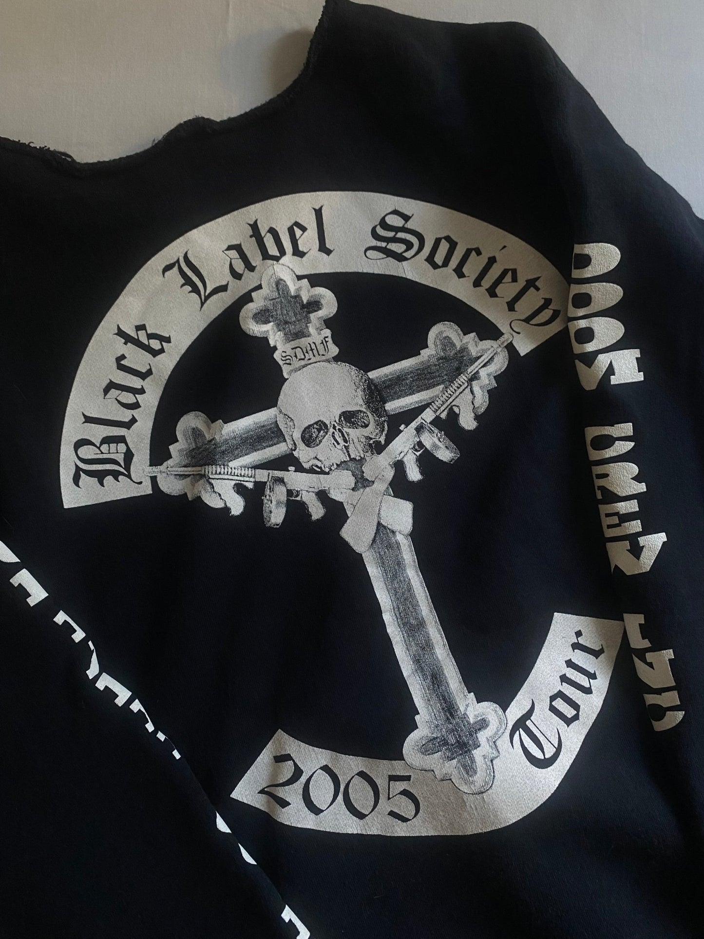 Crewneck Vintage Black Label Society – 2005 Tour – Distressed – Men’s L - anbracaminte