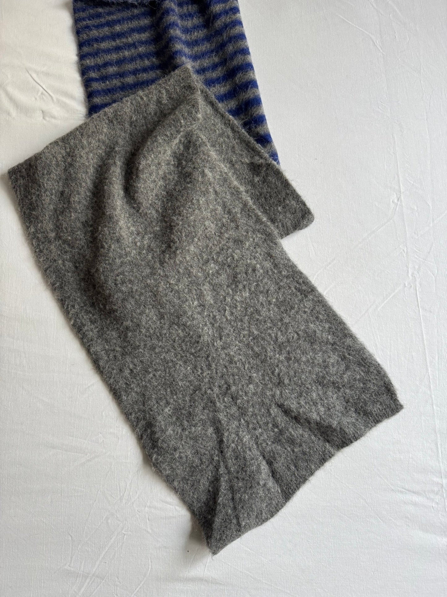 🧣 Fular Sportmax Gri cu Dungi Albastre / Amestec Alpaca (Made in Italy) - anbracaminte