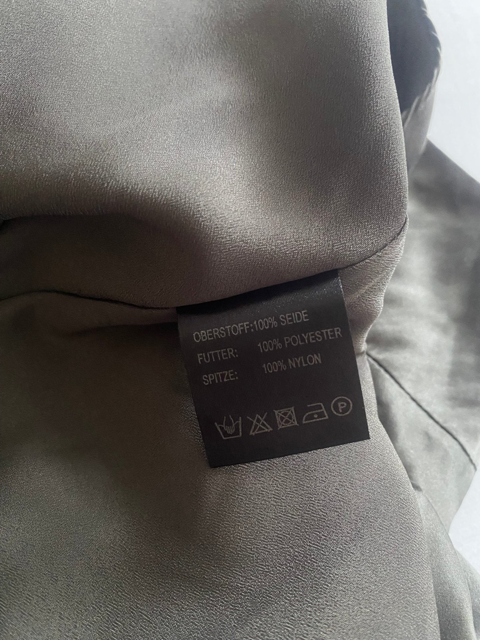 Fustă Midi din Mătase Gri – Mărime S ✨👗 - anbracaminte