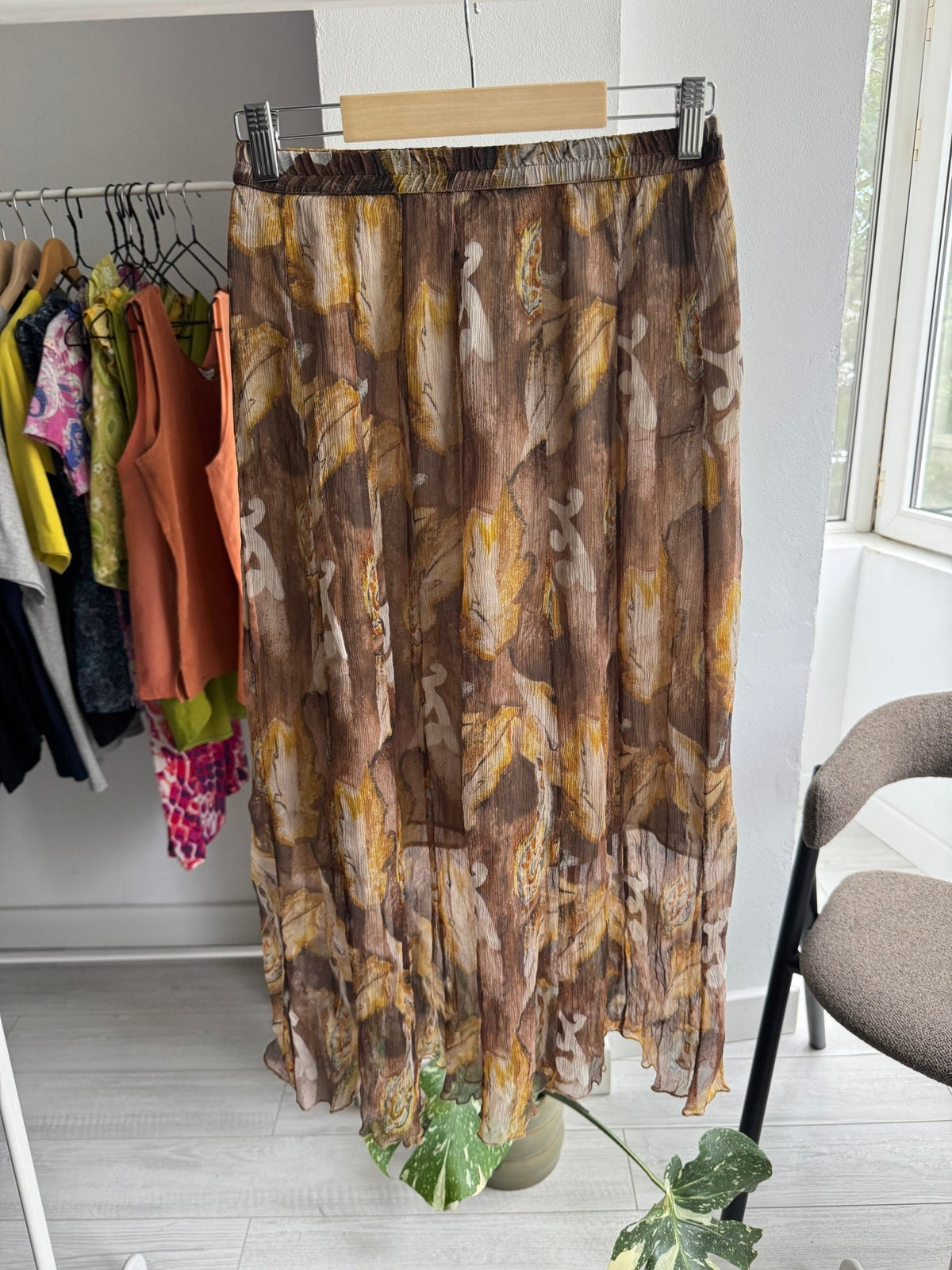 ☀️ Fustă Printed din Mătase Naturală de Dud Vintage – S/M - anbracaminte