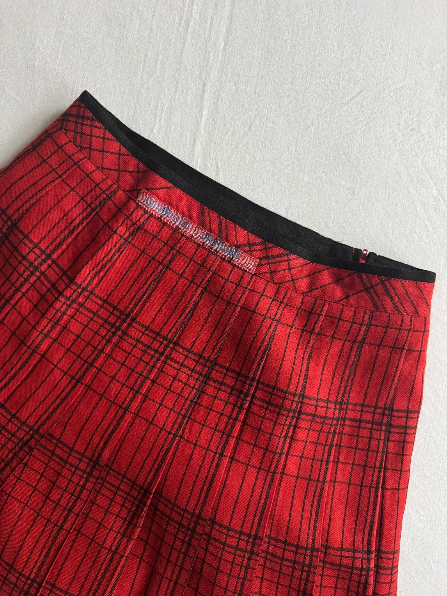 🧵 Fustă Vintage 80’s Giorgio Armani din Lână cu Model Plaid (Mărime IT 40 – M/L) - anbracaminte