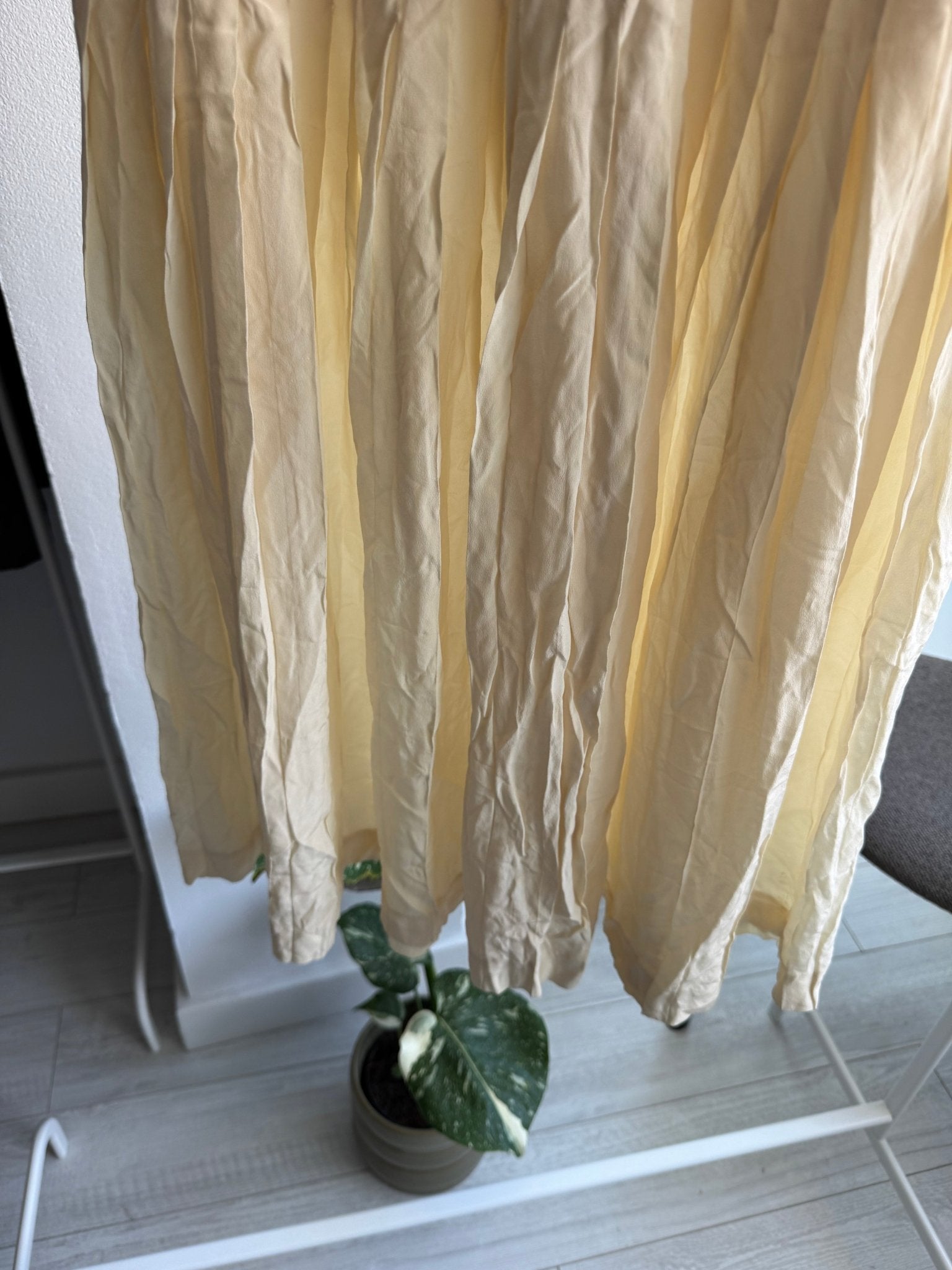 🦢 Fustă Vintage Alb Natur din Mătase Plisată – IT 42 (S/M Damă) – Made in Italy - anbracaminte